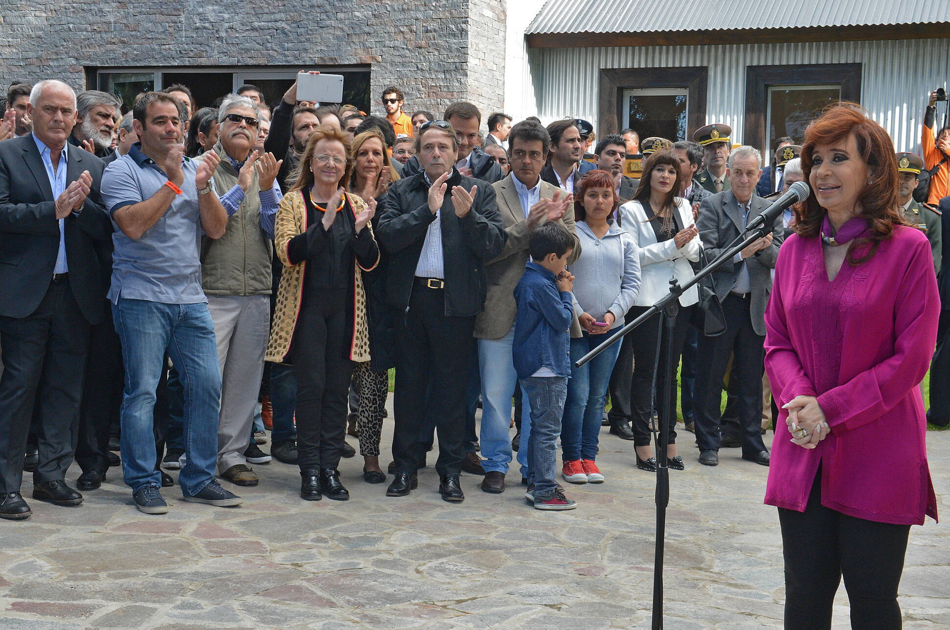Cristina Fernández: Ningún pueblo puede construir futuro sin alegría