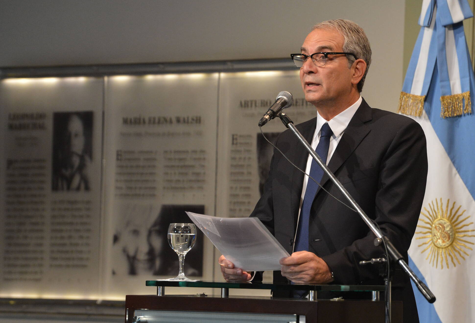 Conferencia de prensa del ministro de Justicia Julio Alak, en Casa Rosada.