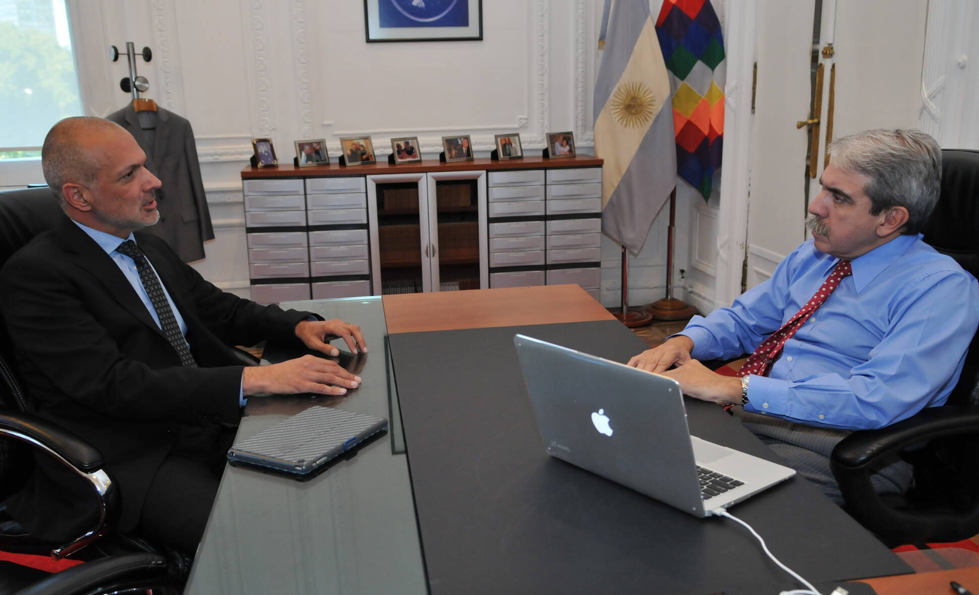 El Jefe de Gabinete recibe al Gobernador de Chubut