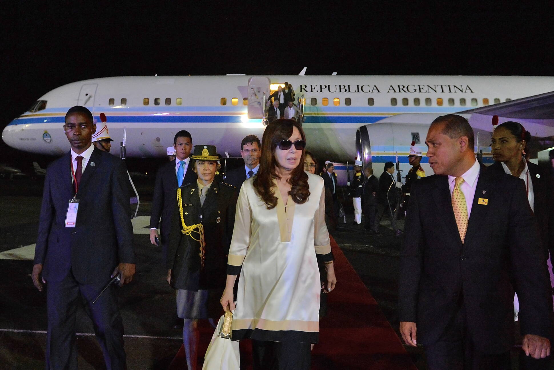 La Presidenta arriba a la ciudad de Panamá