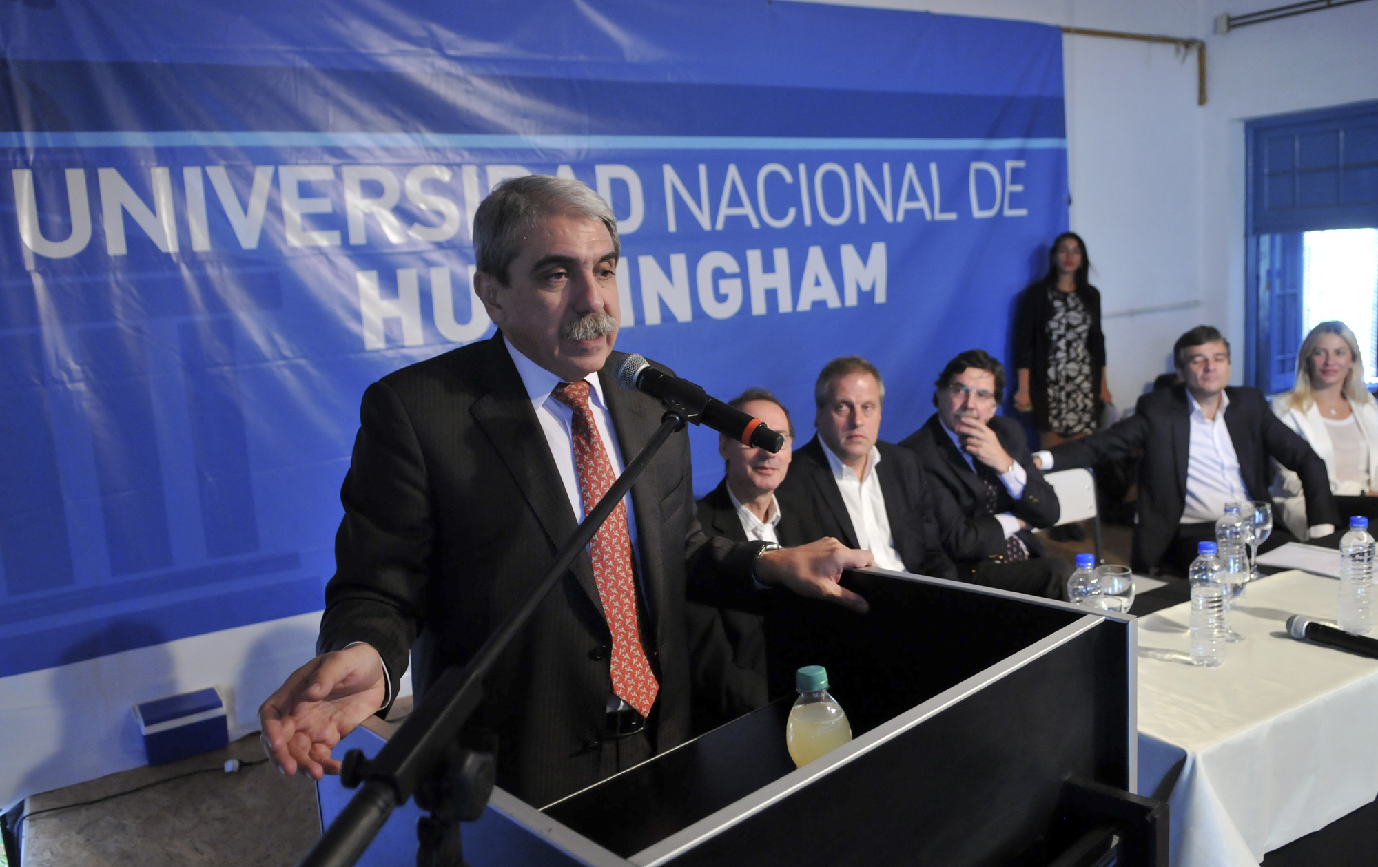 Aníbal Fernández en la Universidad Nacional de Hurlingham