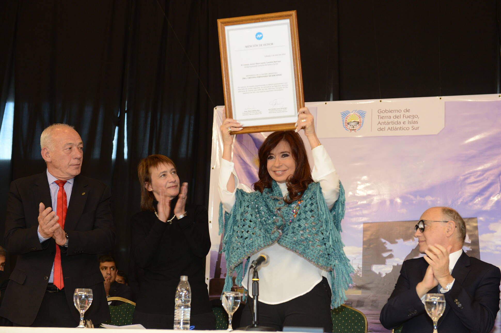 La Presidenta honró a combatientes y reafirmó la soberanía de las Islas Malvinas