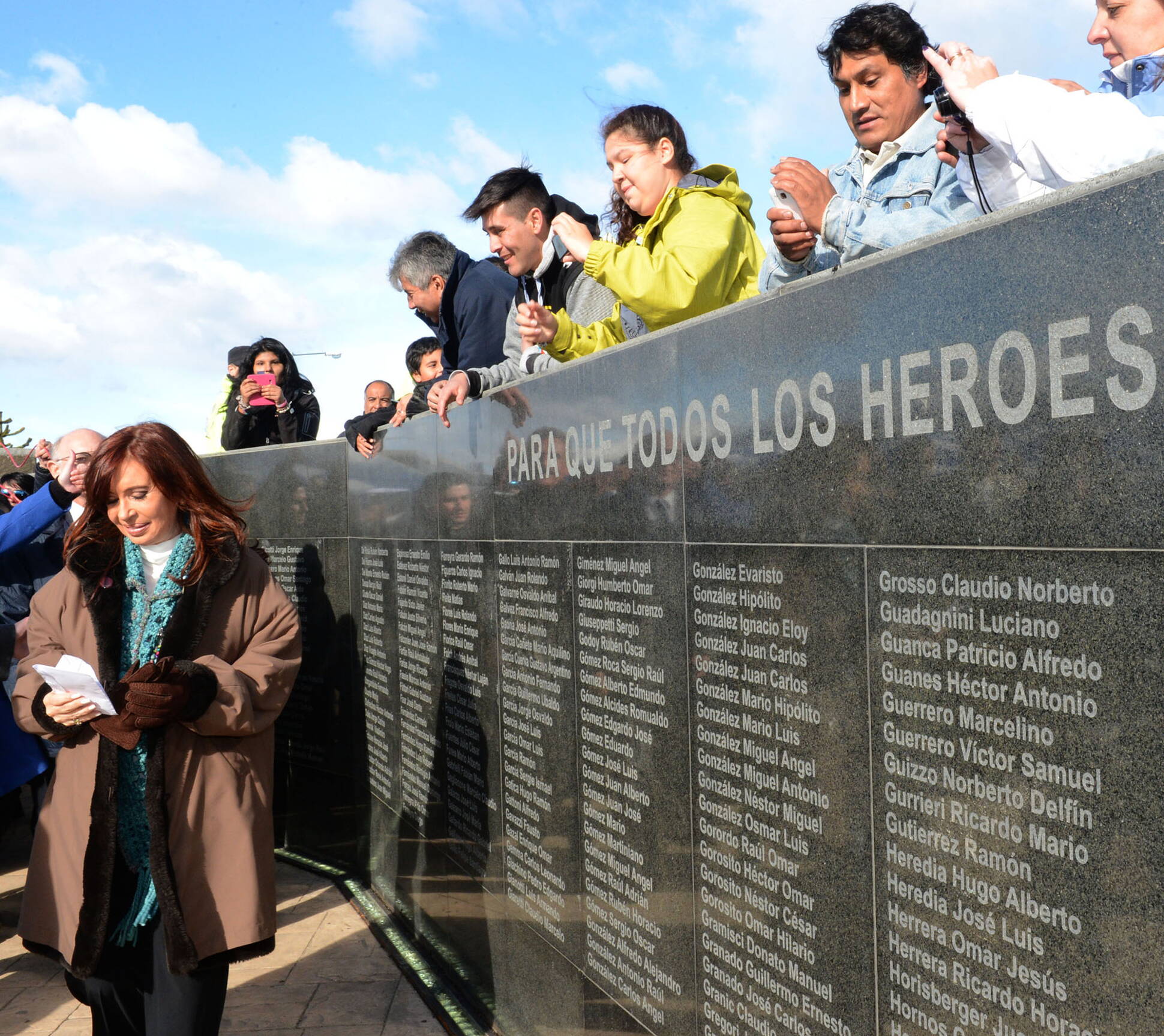La Presidenta honró a combatientes y reafirmó la soberanía de las Islas Malvinas