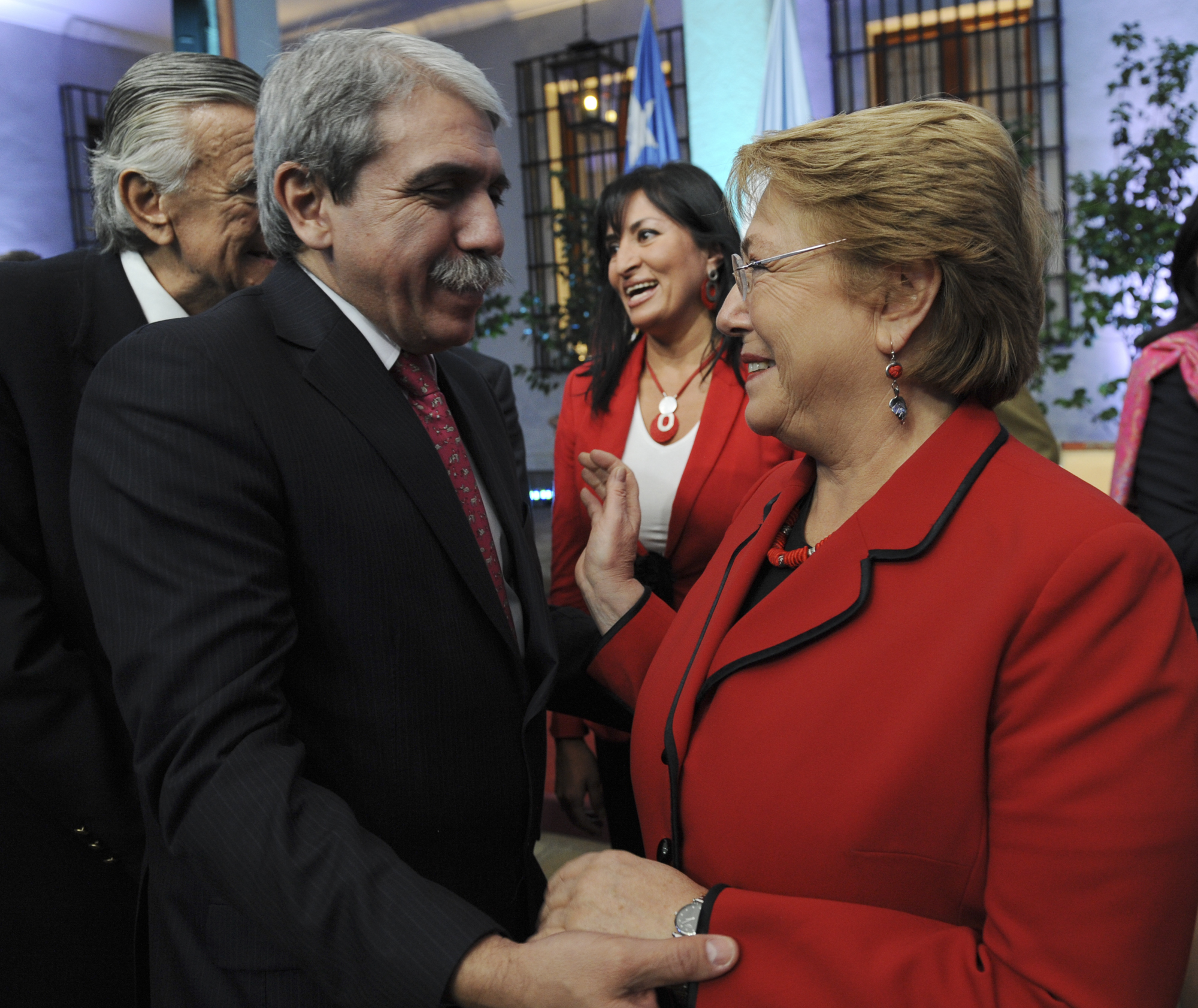 Aníbal Fernández y Michelle Bachelet