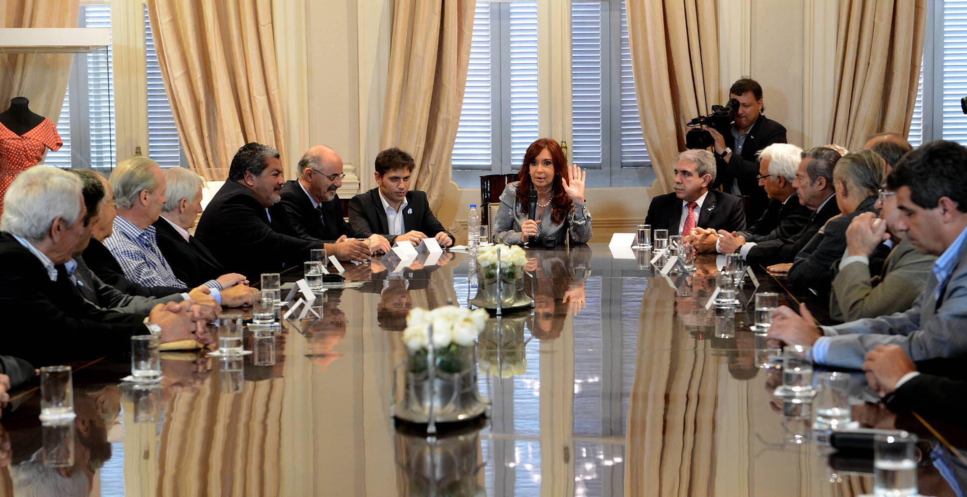 Cristina Fernández recibe a gremialistas y empresarios