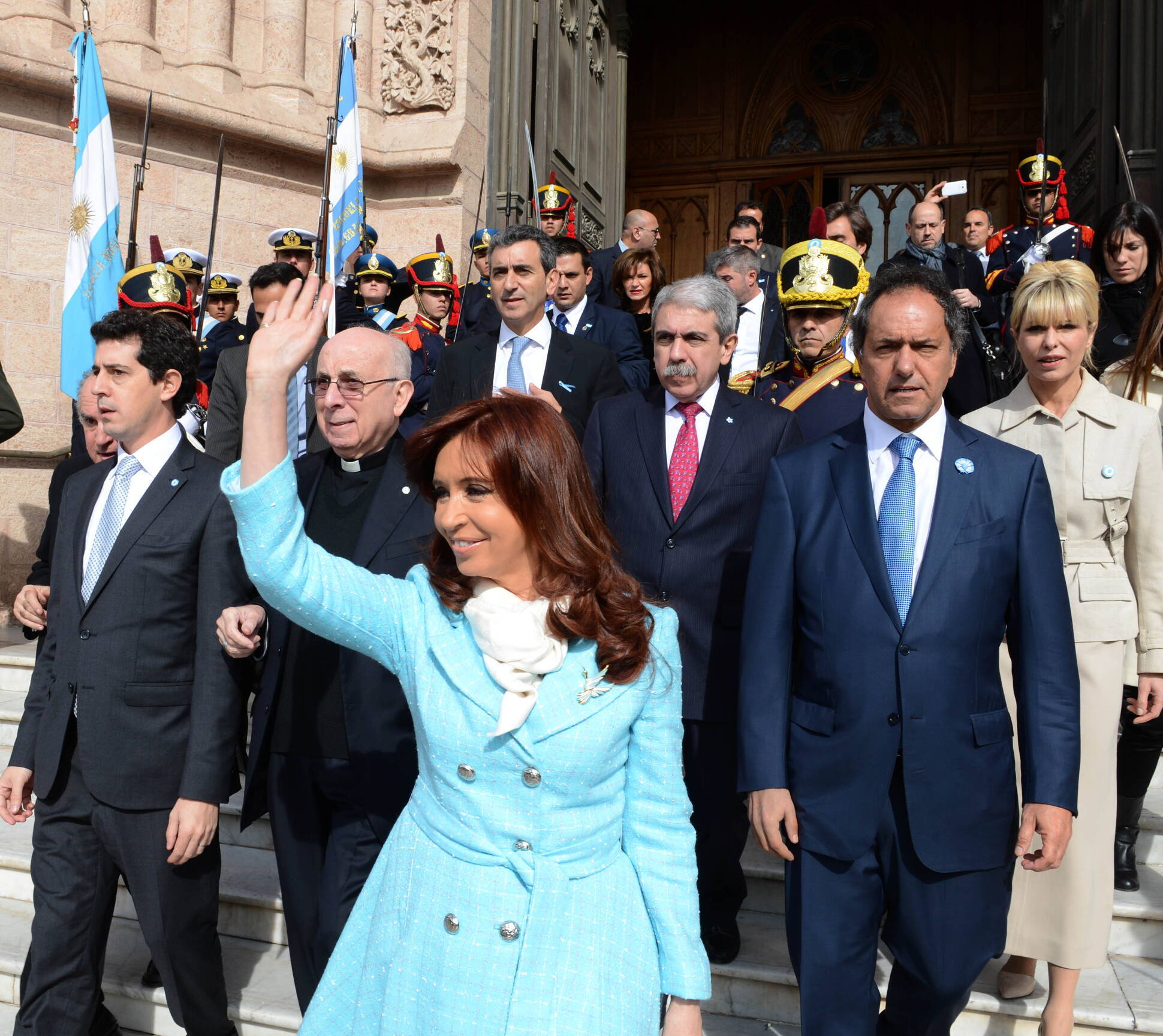 Cristina Fernández y su comitiva en la Basílica de Luján