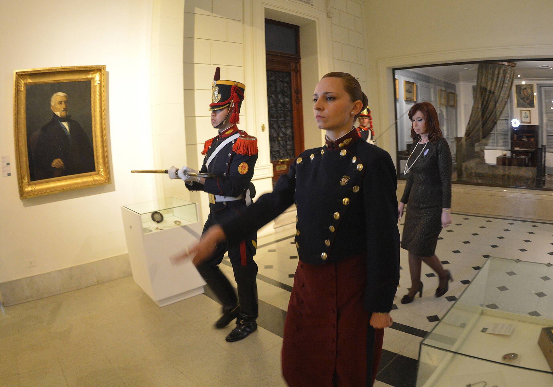 La Presidenta encabezó la ceremonia de arribo del sable corvo de San Martín al Museo Histórico Nacio