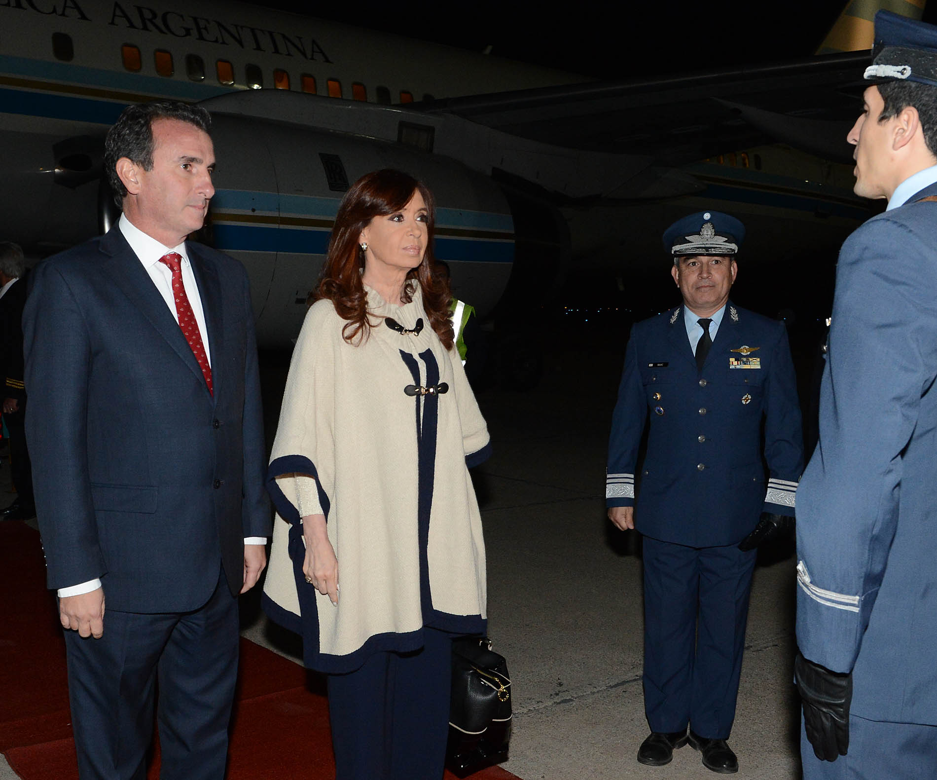 Cristina Fernández arriba a Mendoza