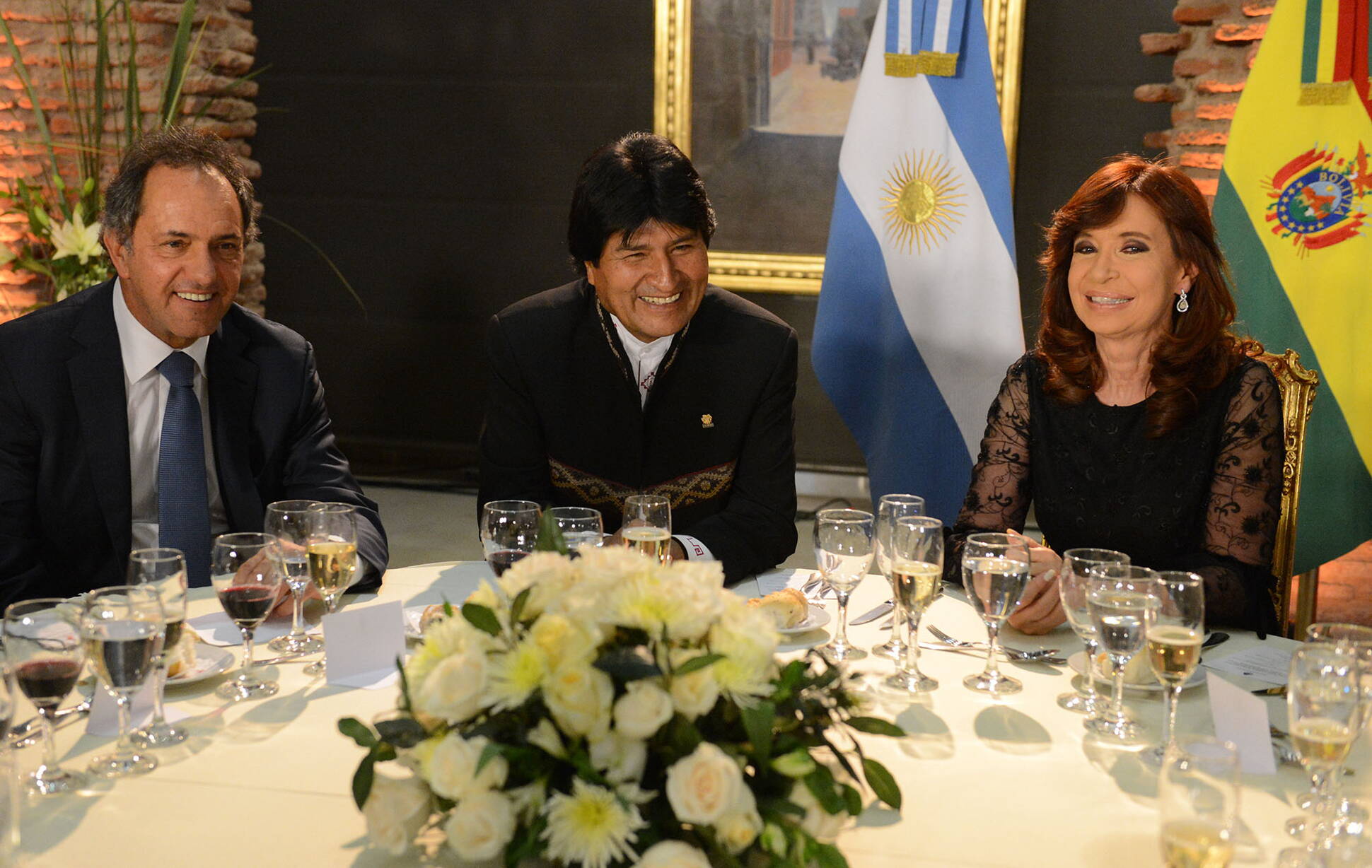 La Presidenta junto a su par de Bolivia, Evo Morales, y el gobernador de la prov. de Buenos Aires