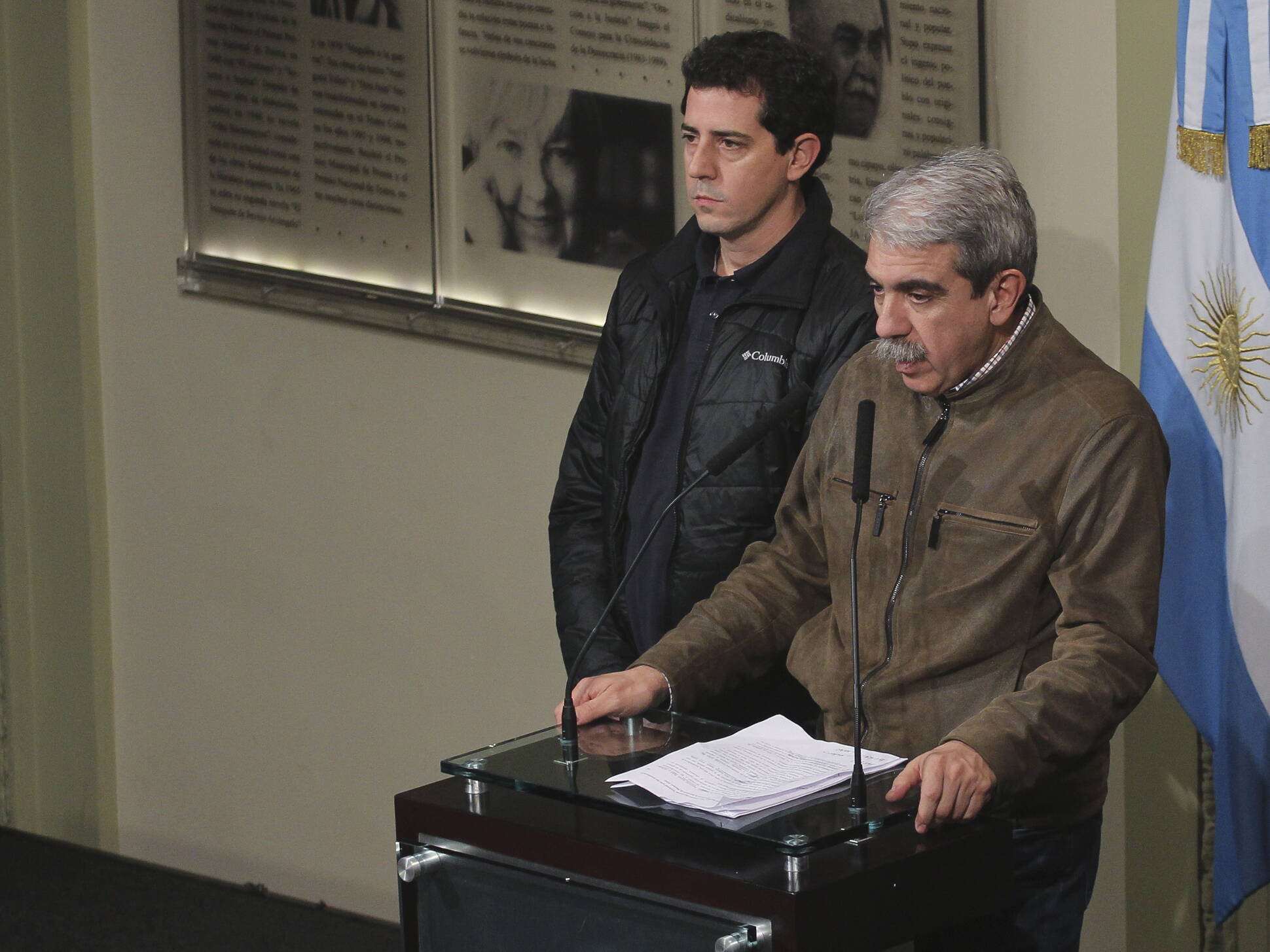 Aníbal Fernández y Eduardo de Pedro en conferencia de prensa