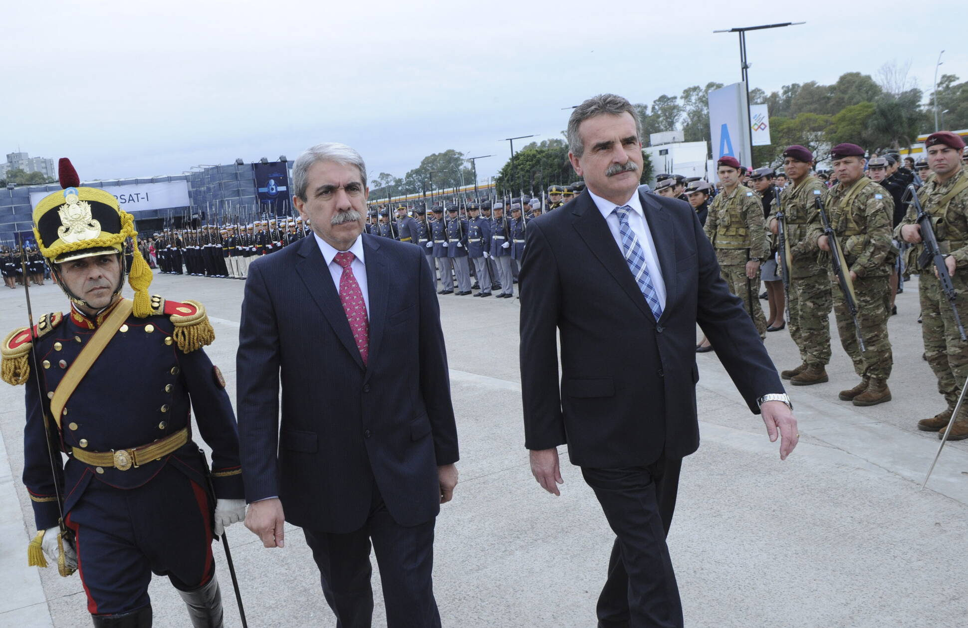 Fernández y Rossi encabezaron acto oficial en homenaje al General San Martín a 165 años de su muerte