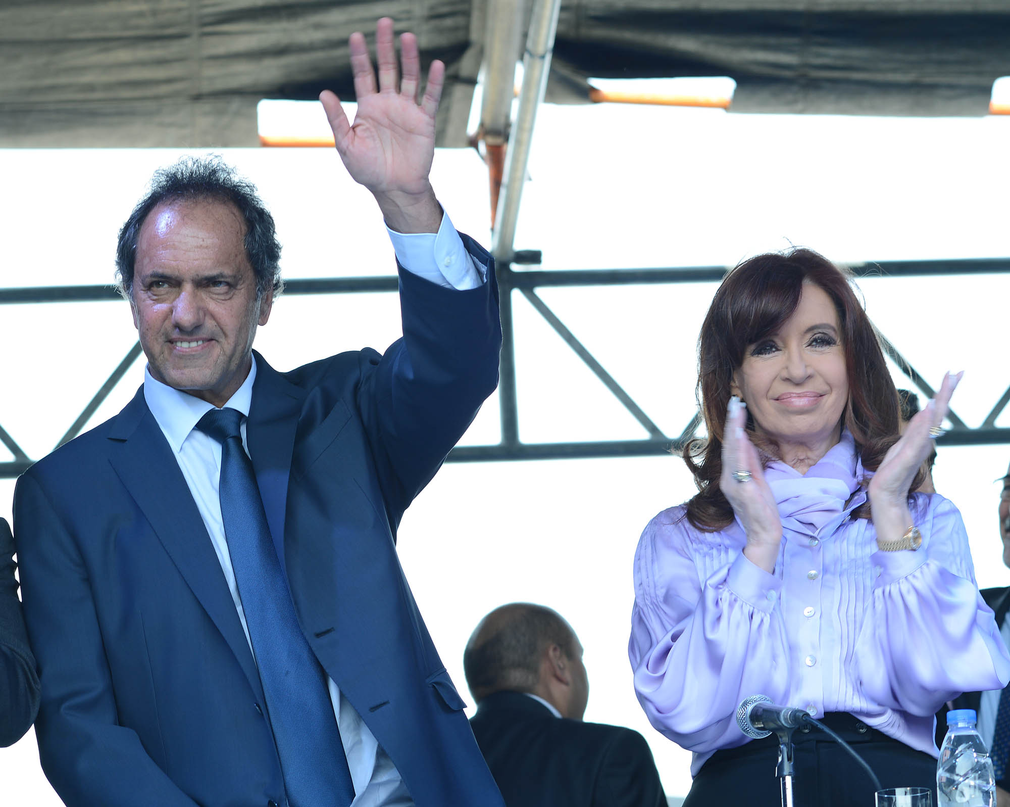 La Presidenta junto al gobernador de la provincia de Buenos Aires, Daniel Scioli,en la inauguración de la estación Ciudad Universitaria.