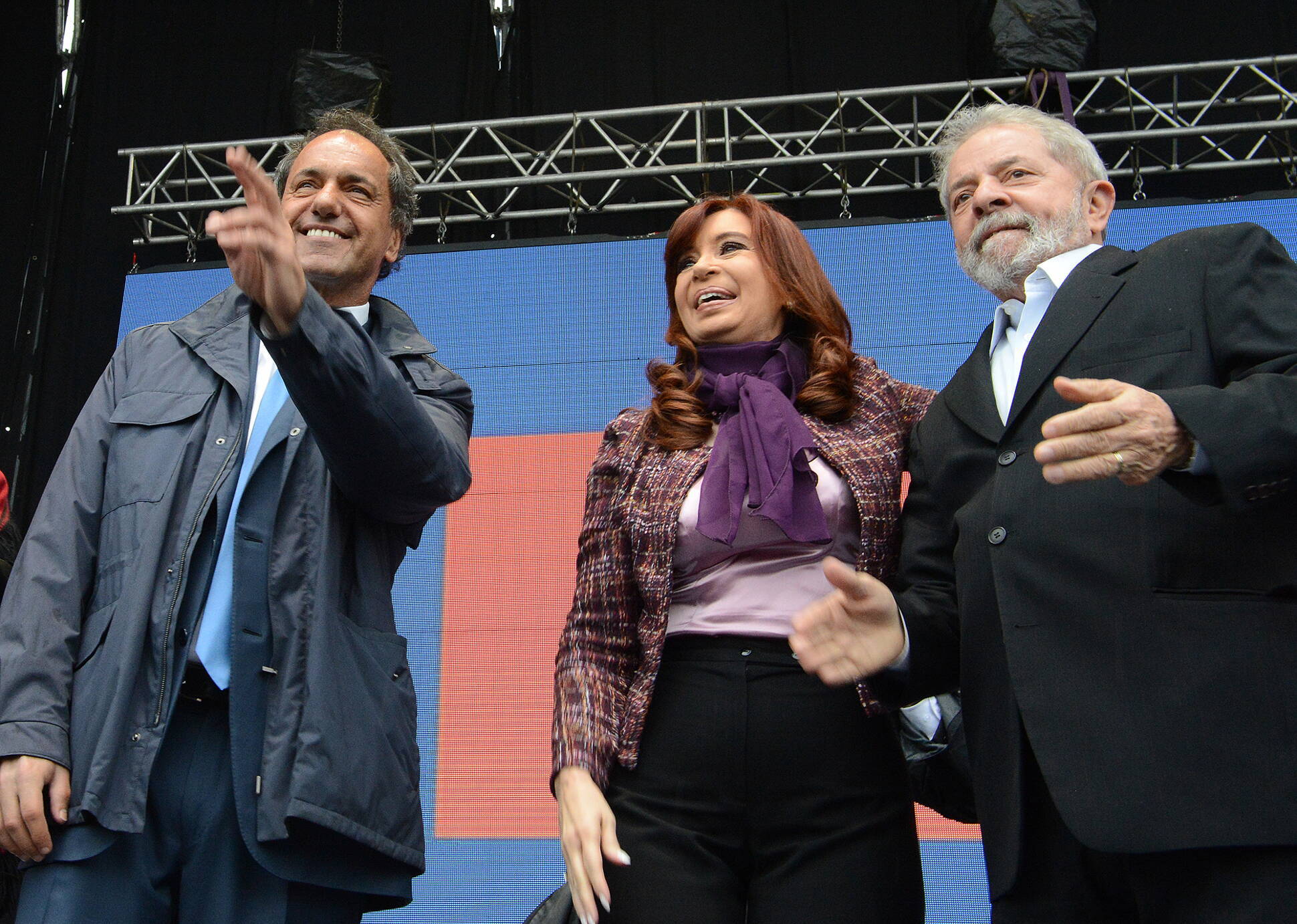 Cristina Fernández, Daniel Scioli y Lula Da Silva, en José C. Paz