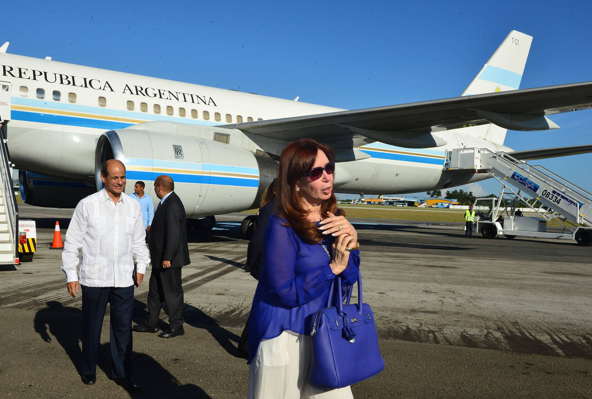 La Presidenta arriba a Cuba.