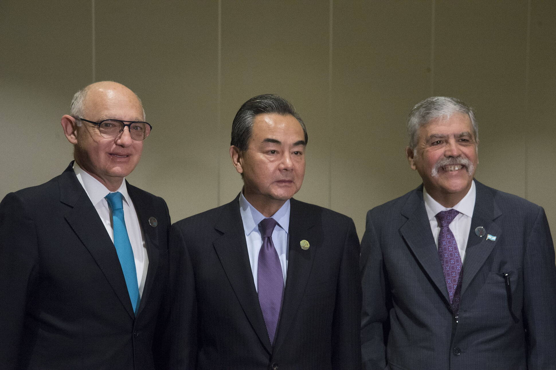 Timerman y De Vido se reunieron con el canciller chino Wang Yi en el marco de la Cumbre del G20 en T