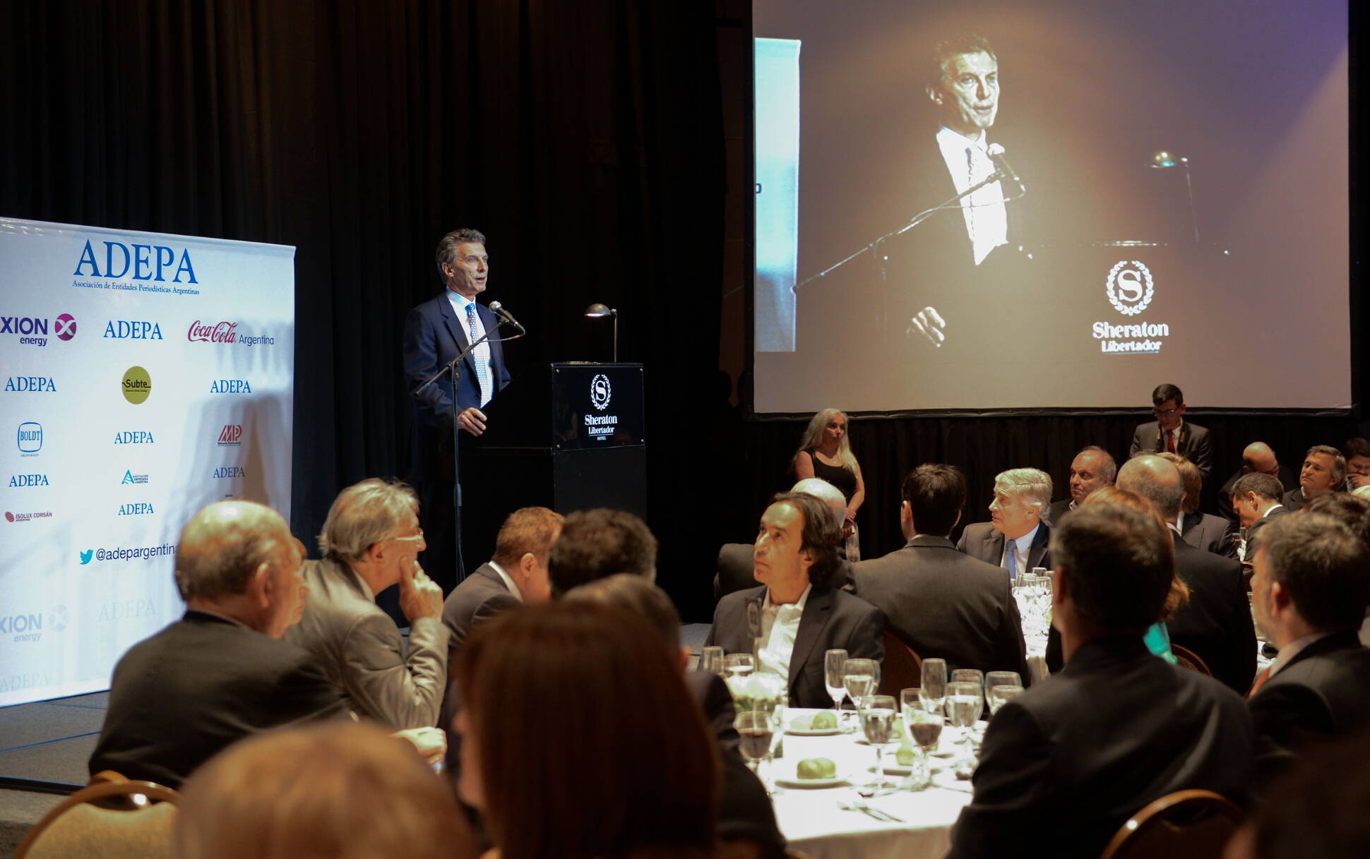 Mauricio Macri en la cena de fin de año de ADEPA