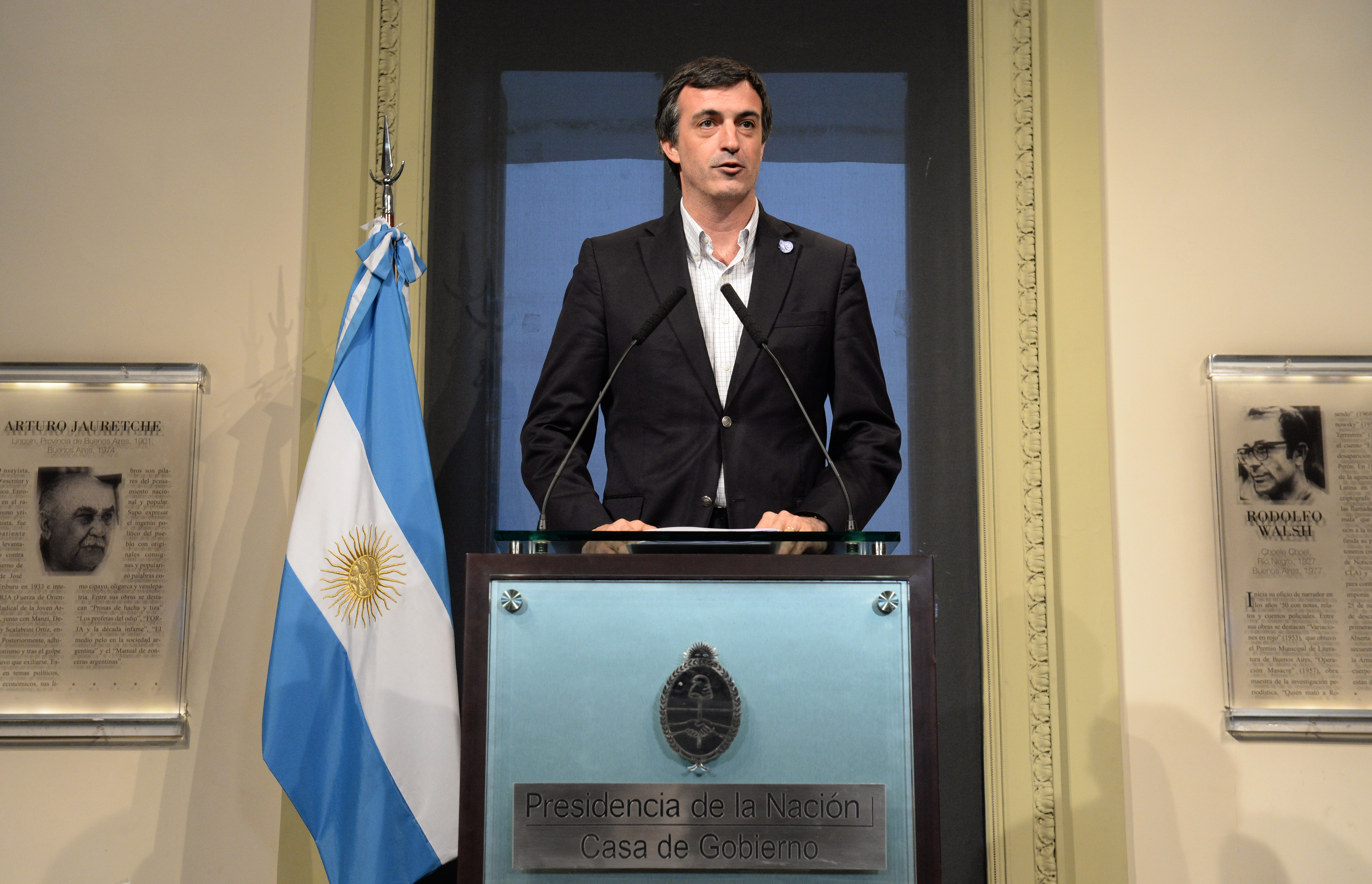 Esteban Bullrich en Casa de Gobierno