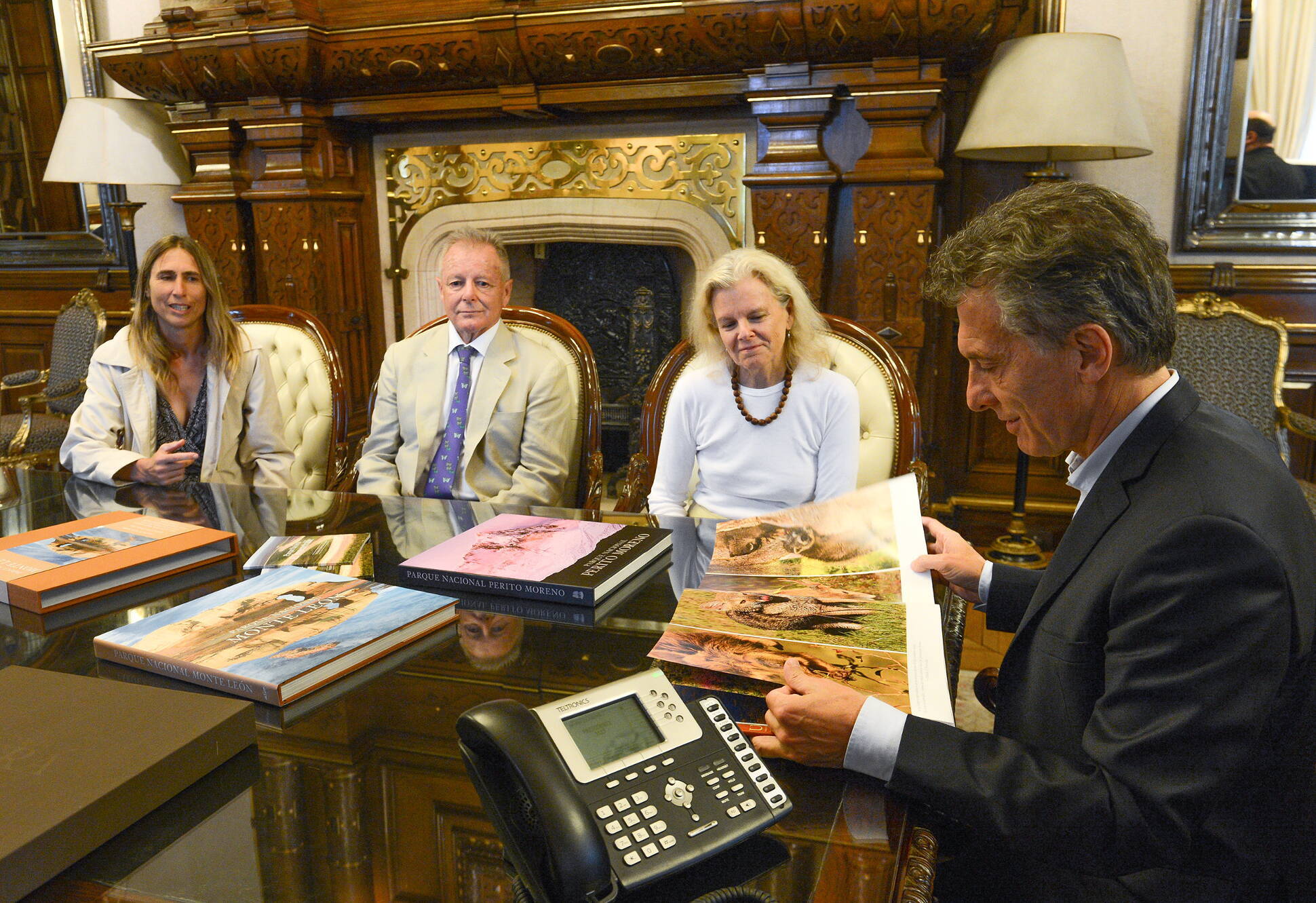 Mauricio Macri y Kris Tompkins en Casa de Gobierno