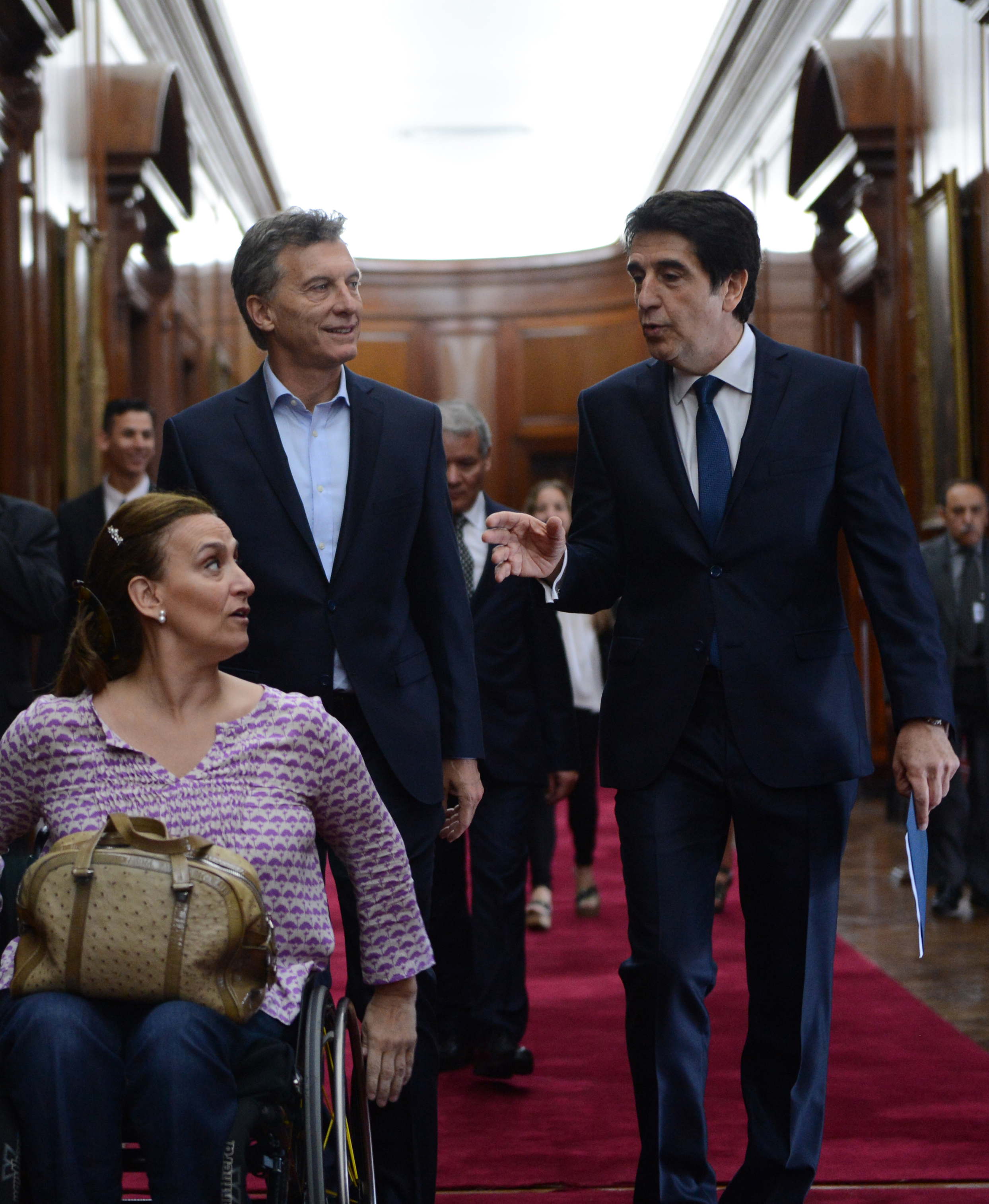 El Presidente, junto la Vicepresidenta, en la asunción del presidente del Banco Nación Argentina