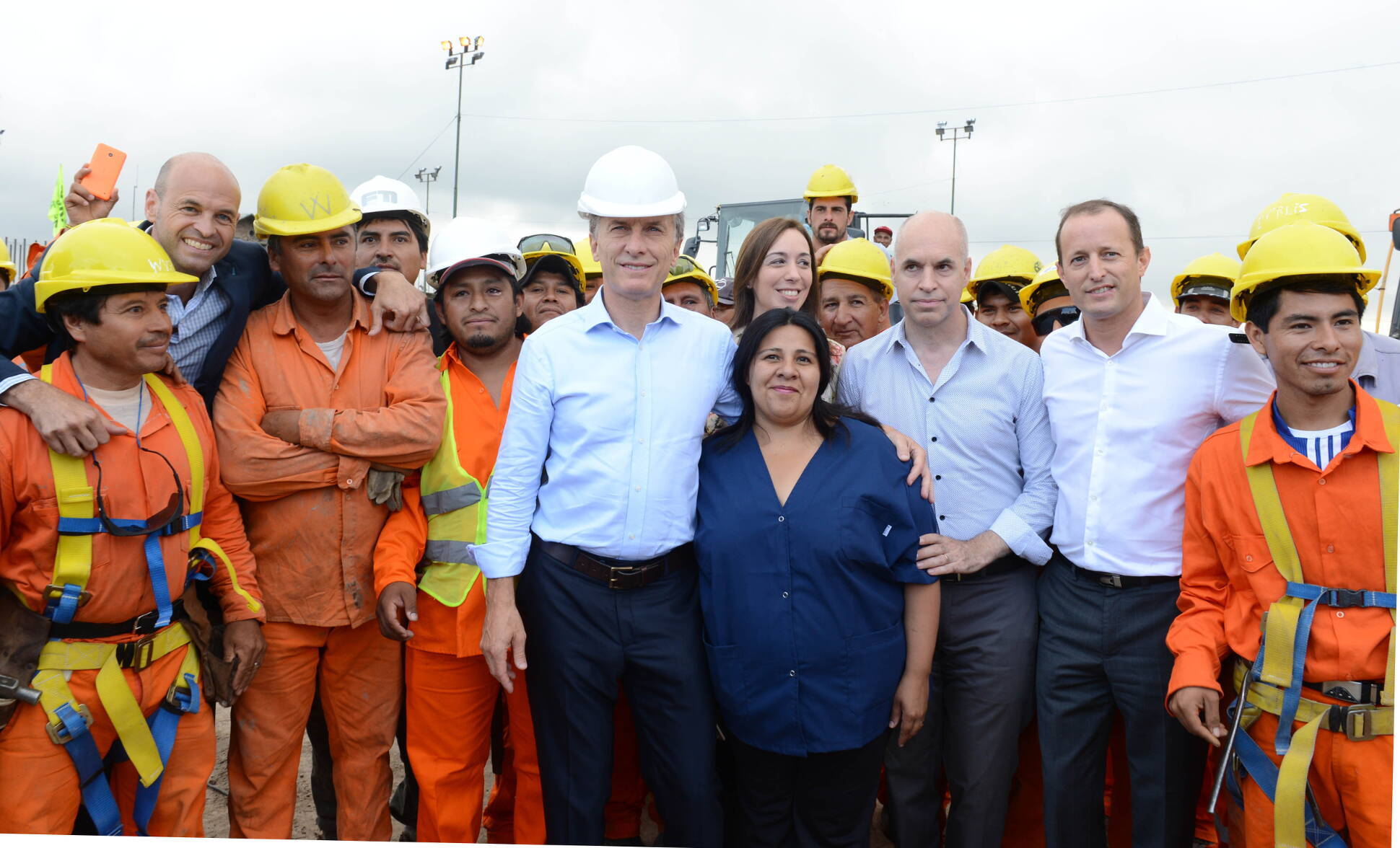 El Presidente anunció la segunda etapa de las obras del viaducto a Puente La Noria.