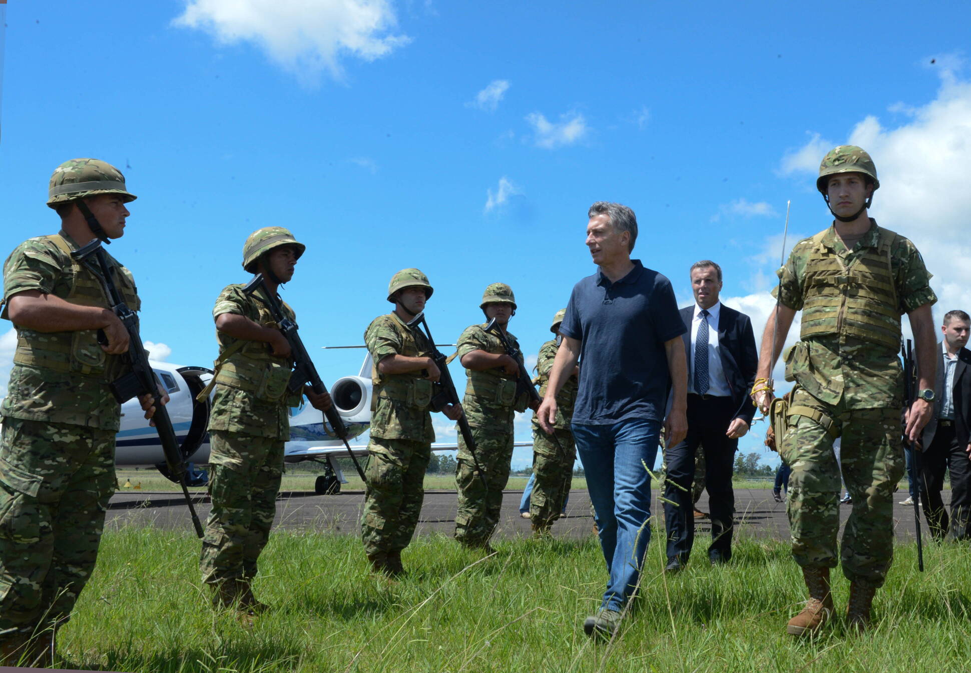 El Presidente evalúa los daños de lasinundaciones e Concordia