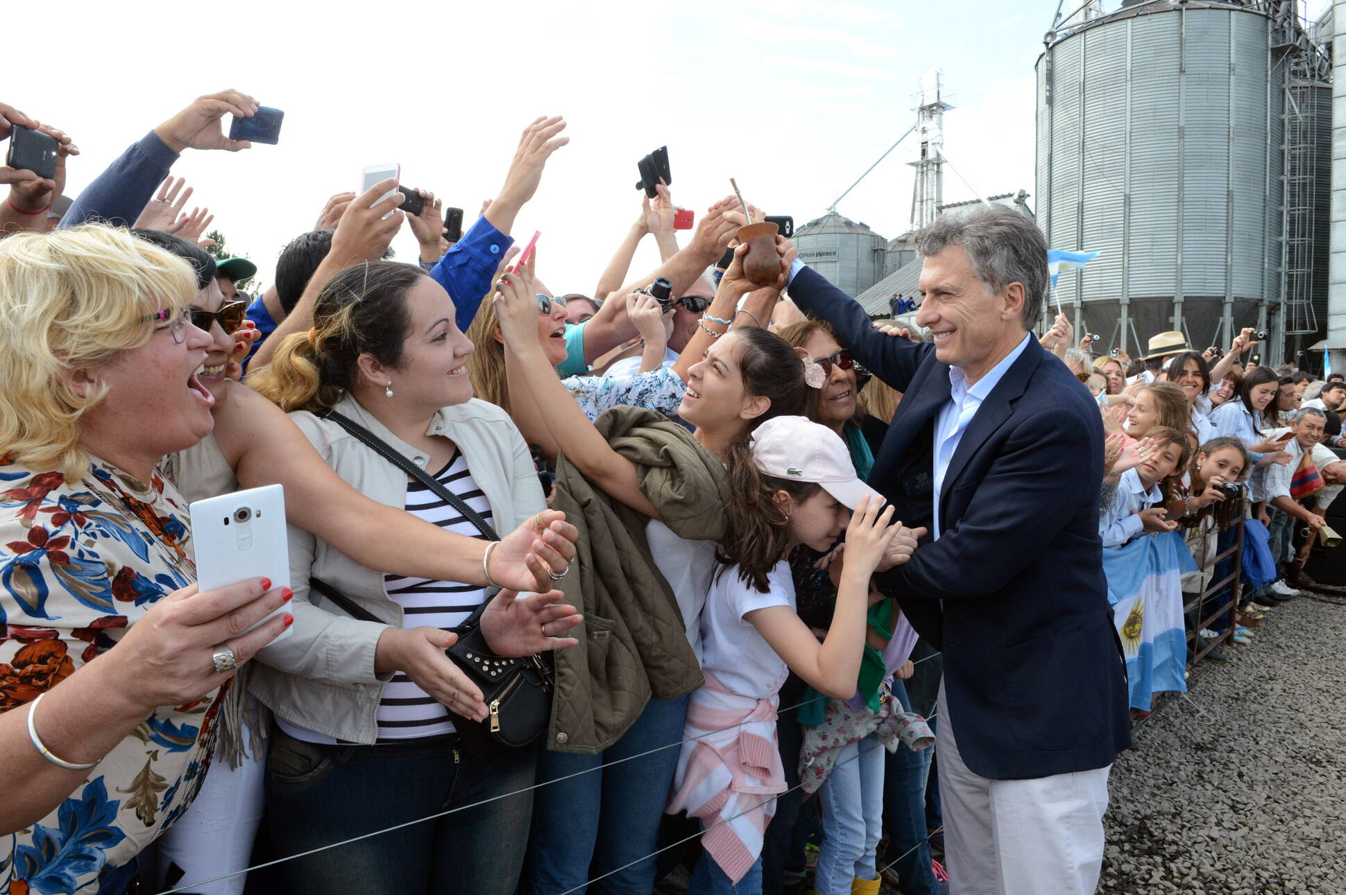 “El campo argentino es un gran motor que tiene este país”, afirmó Macri en Corrientes