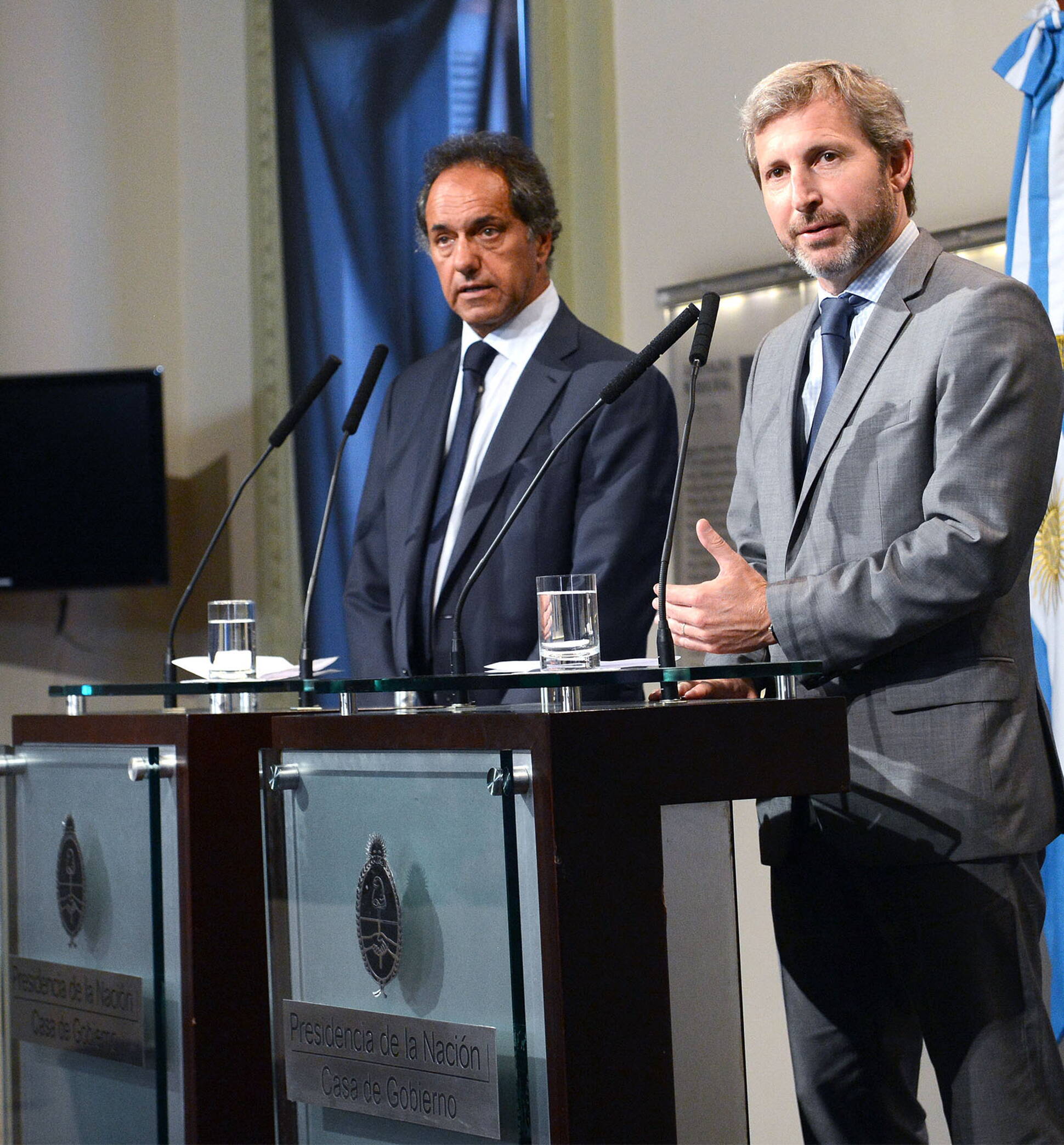 Conferencia de prensa del ministro de Interior, Rogelio Frigerio, y Daniel Scioli, en Casa Rosada.