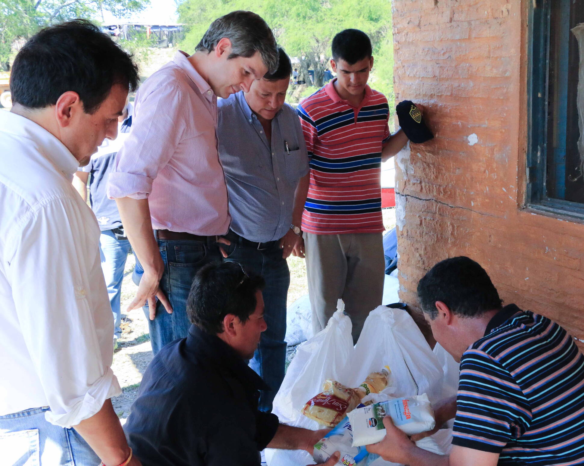 El Jefe de Gabinete de la Nación, Marcos Peña, junto al gobernador de Chaco, Domingo Peppo.