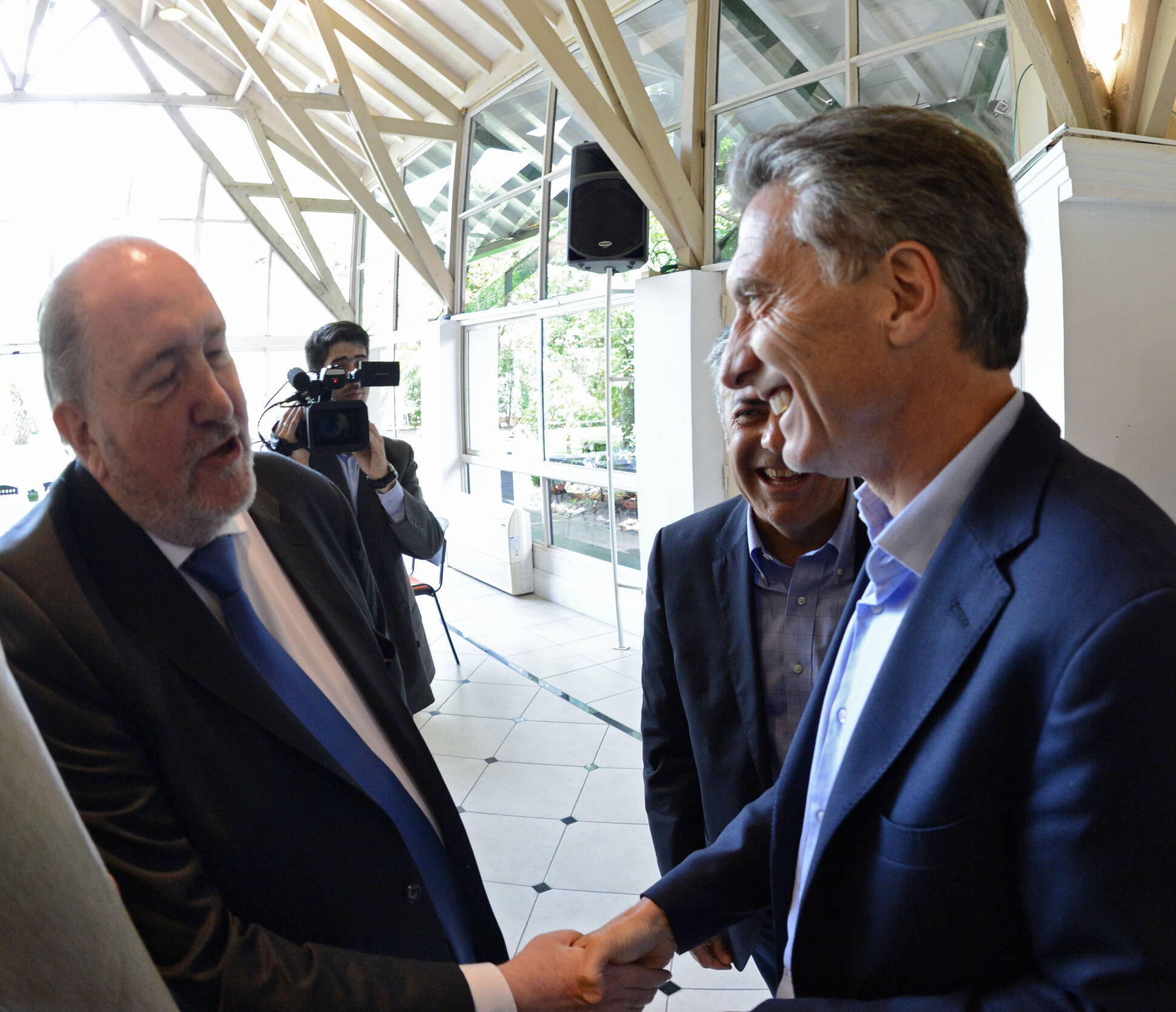 Mauricio Macri junto al gobernador de La Pampa, Carlos Verna