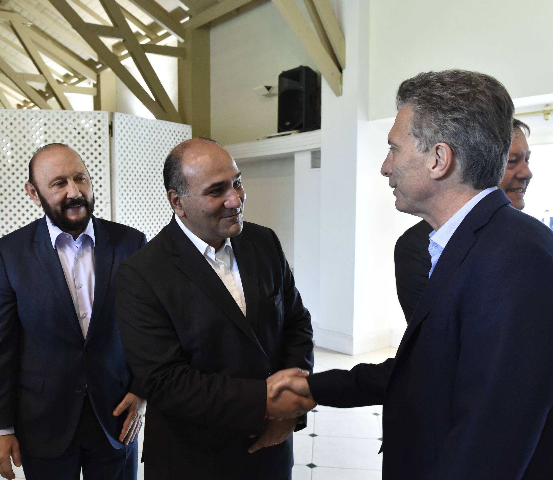 Mauricio  Macri junto al gobernador de Tucumán, Juan Luis Manzur