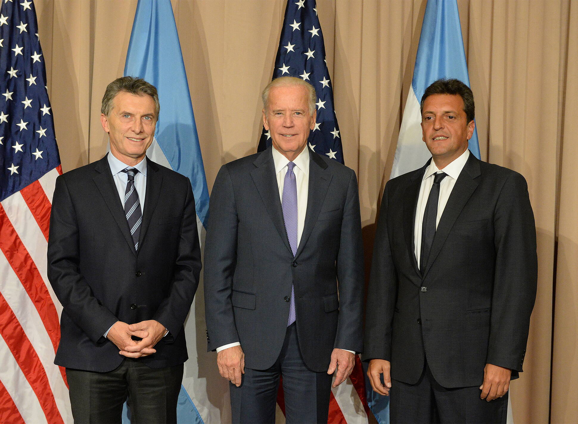 Durante la reunión con el Vicepresidente de Estados Unidos, Macri estuvo acompañado por el diputado nacional y líder del Frente Renovador, Sergio Massa. 