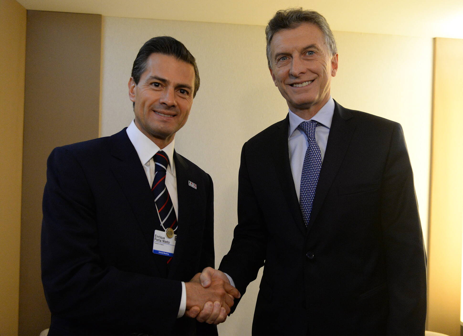 El Presidente se reunió en Davos con el presidente de México, Enrique Peña Nieto.