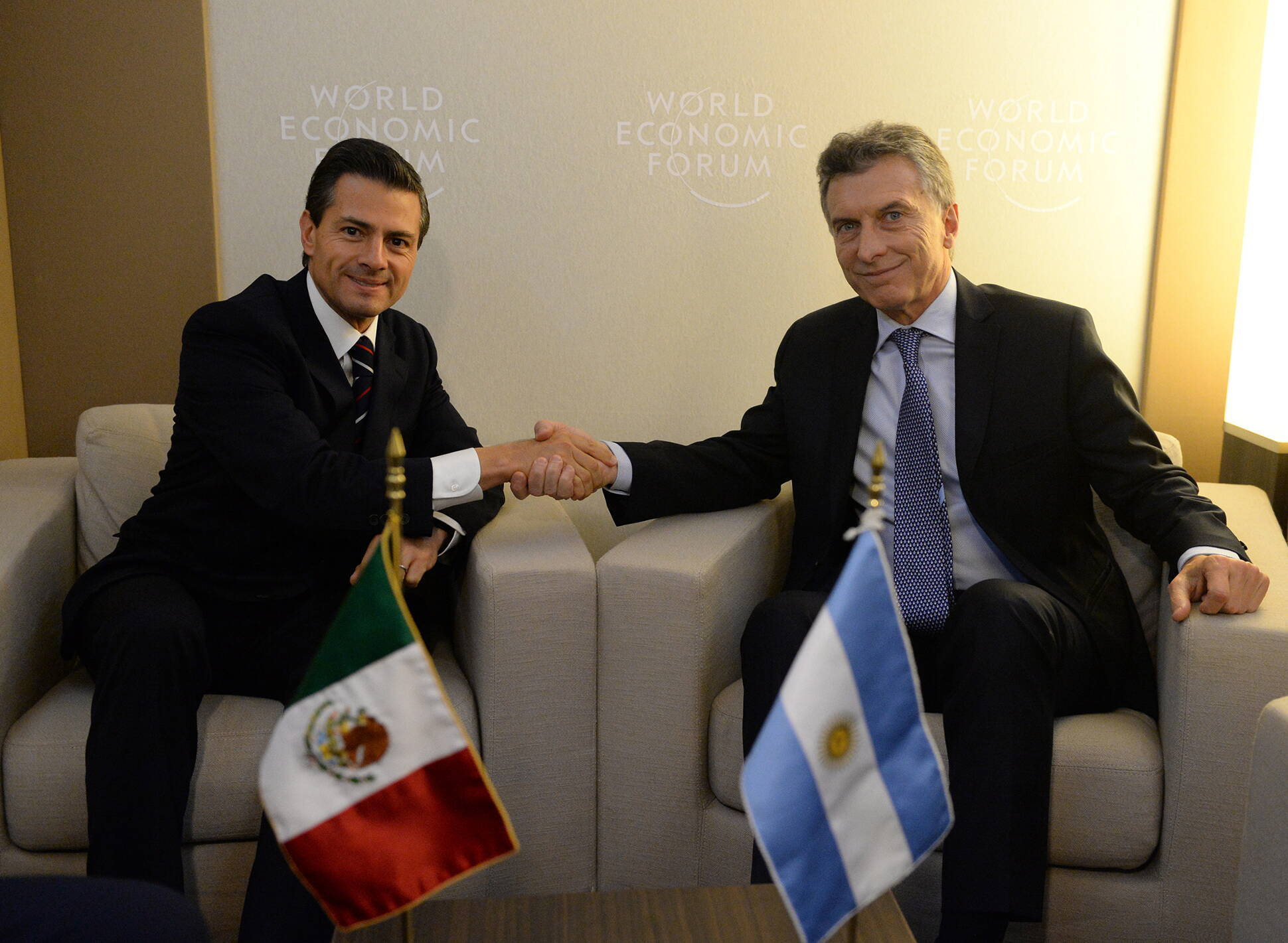 El Presidente se reunió en Davos con el presidente de México, Enrique Peña Nieto.