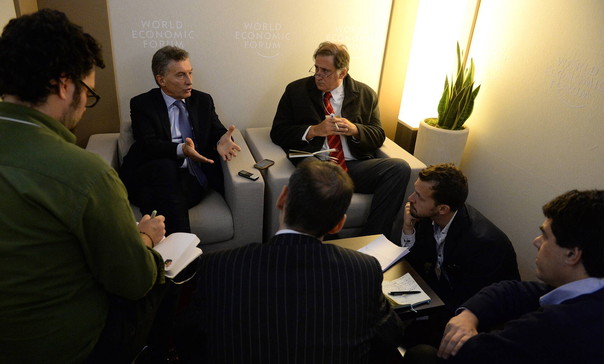 El Presidente respondió consulta de medios argentinos enviados a la Cumbre de Davos.