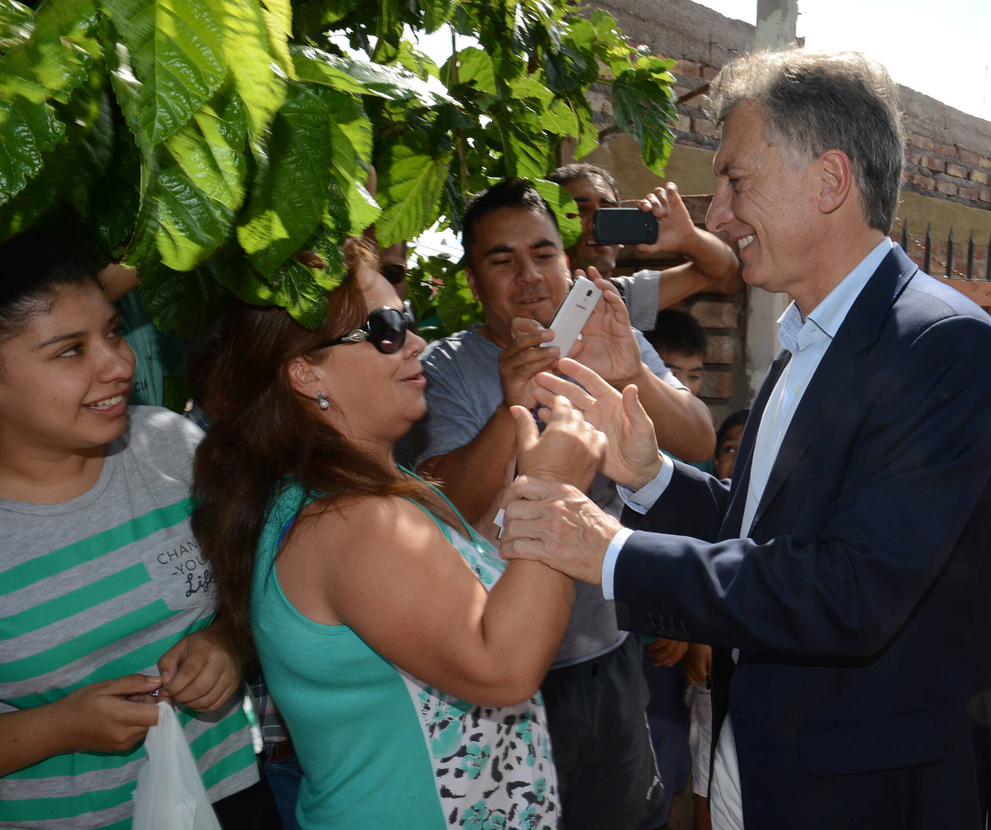 El Jefe de Estado recorre la Posta de los Patos y saluda a los vecinos de Calingasta, donde formuló un anuncio sobre minería.