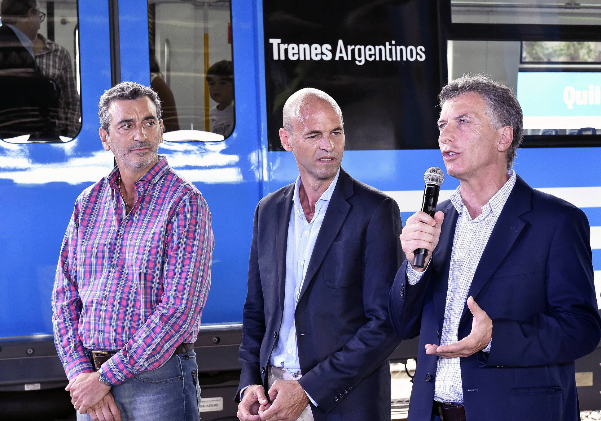 El Presidente junto al ministro, Guillermo Dietrich, y el ex ministro Florencio Randazzo.