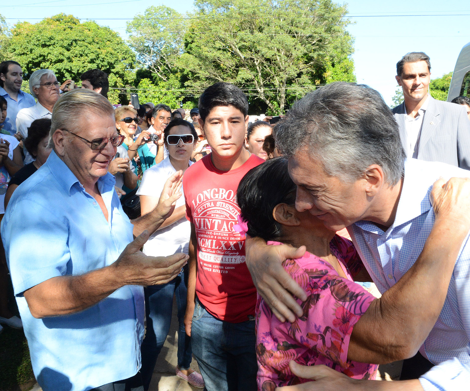 El Presidente visitó el Centro Cultural Santa Ana, en Corrientes.