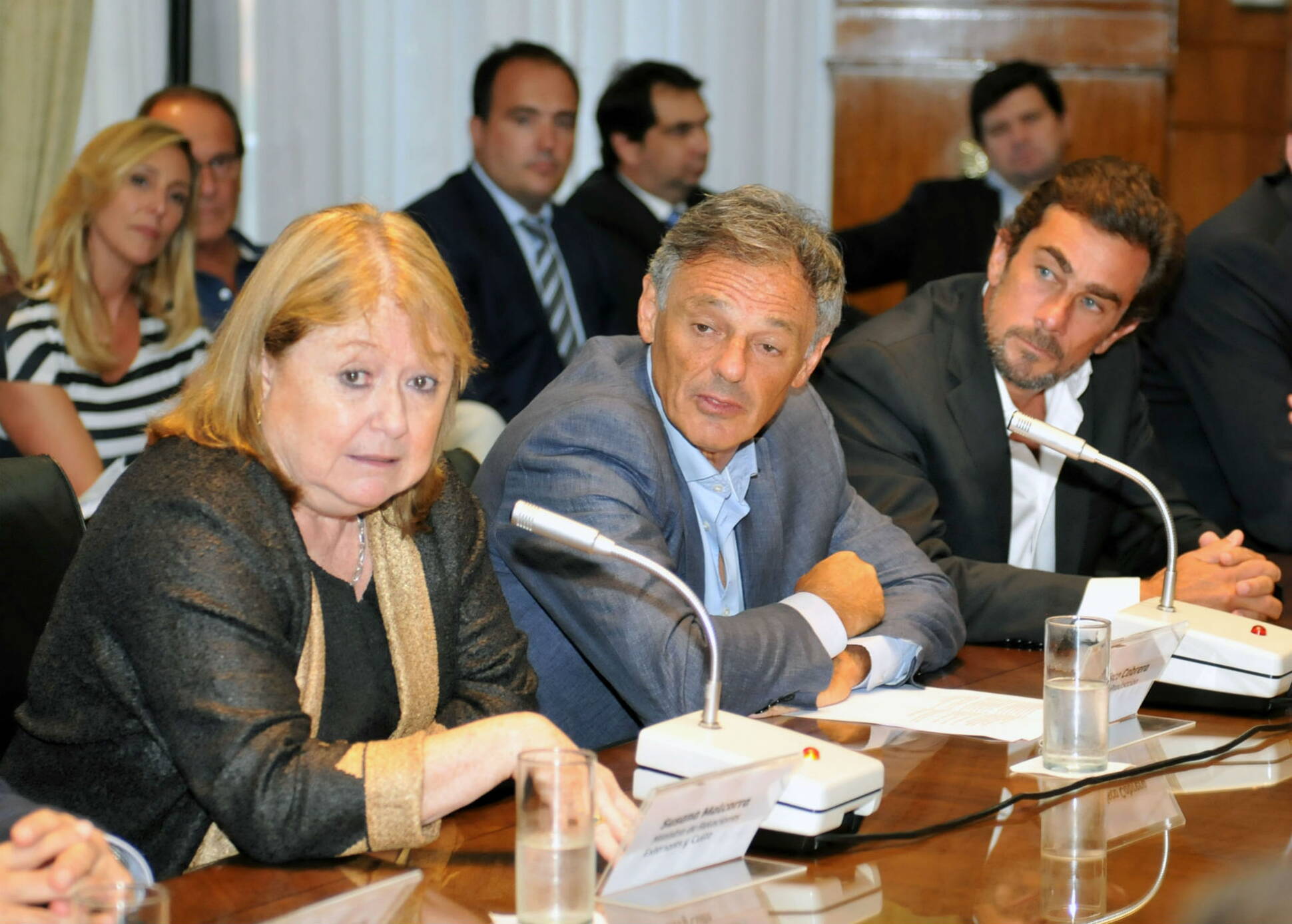 El ministro de Producción, Francisco Cabrera, junto a la Canciller, Susana Malcorra