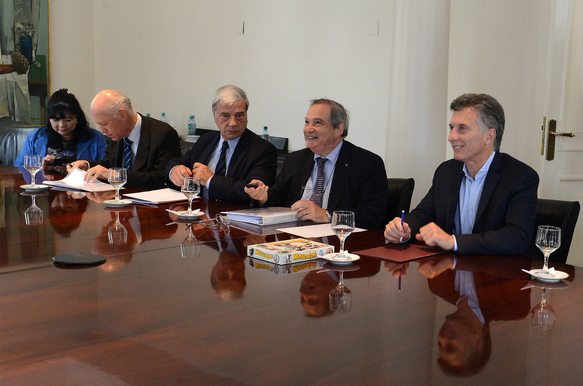 Mauricio Macri, Jorge Lemus y sus colaboradores en Casa de Gobierno