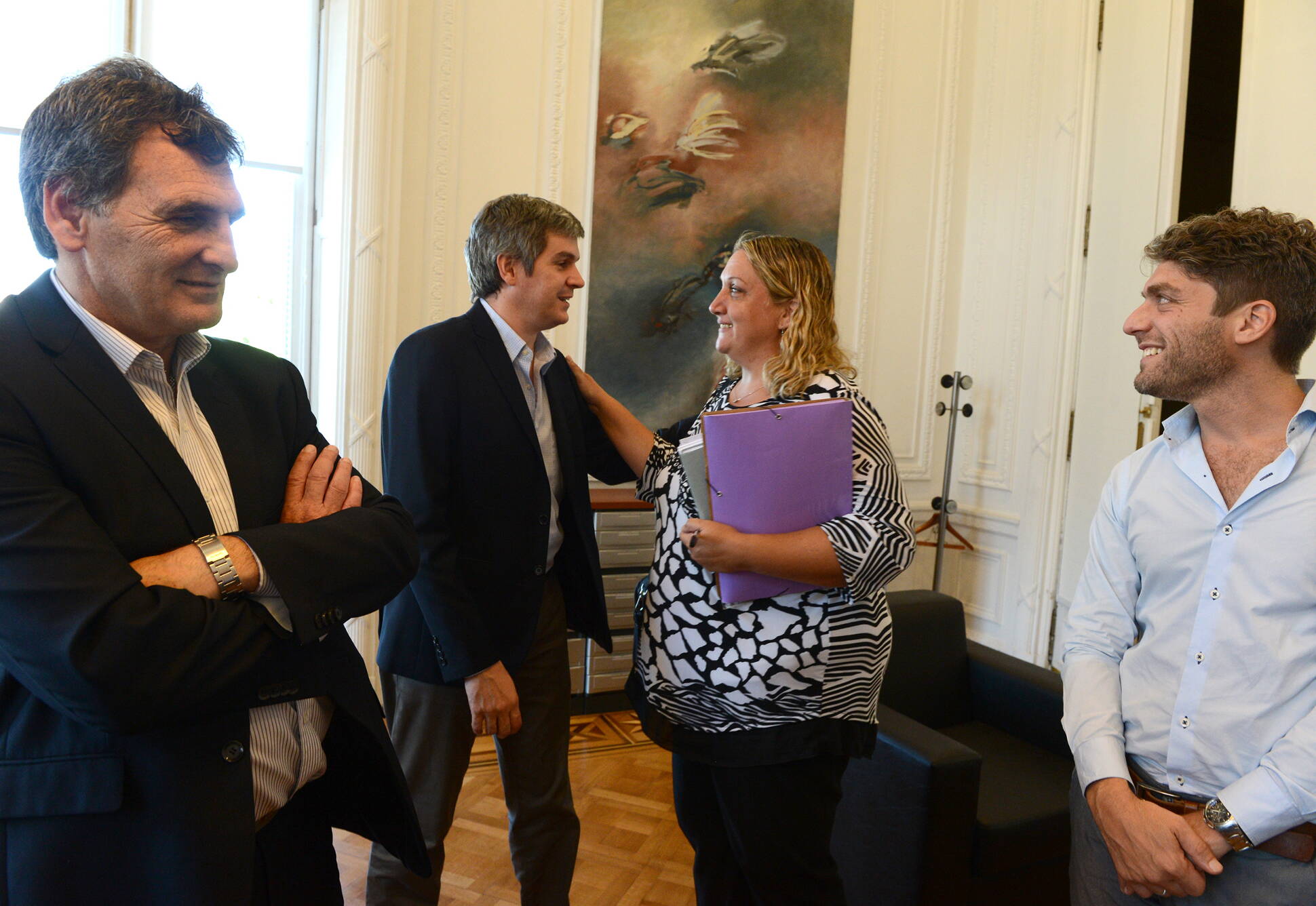 Marcos Peña junto a representantes de FALGBT