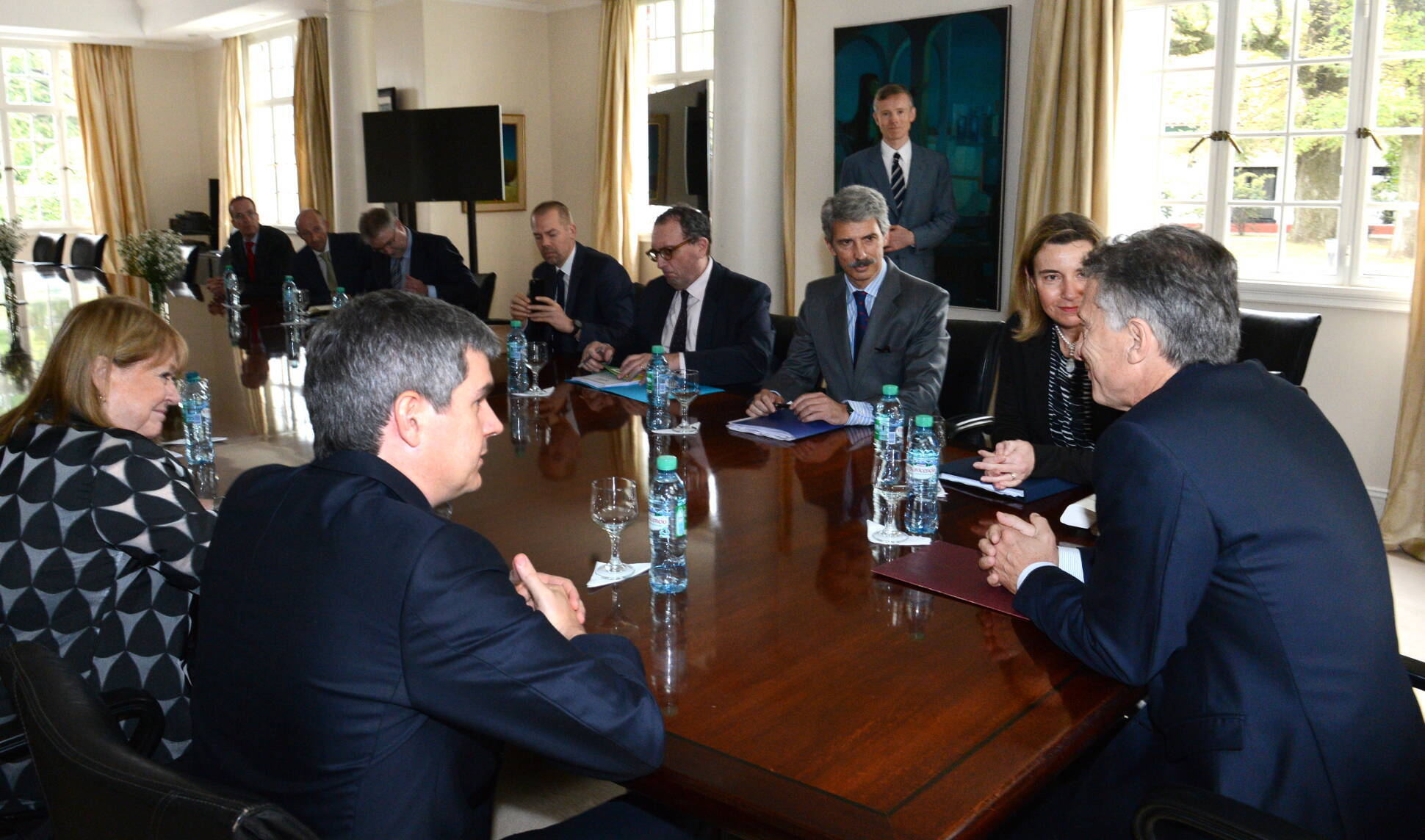 Macri recibió a la jefa de la diplomacia de la Unión Europea