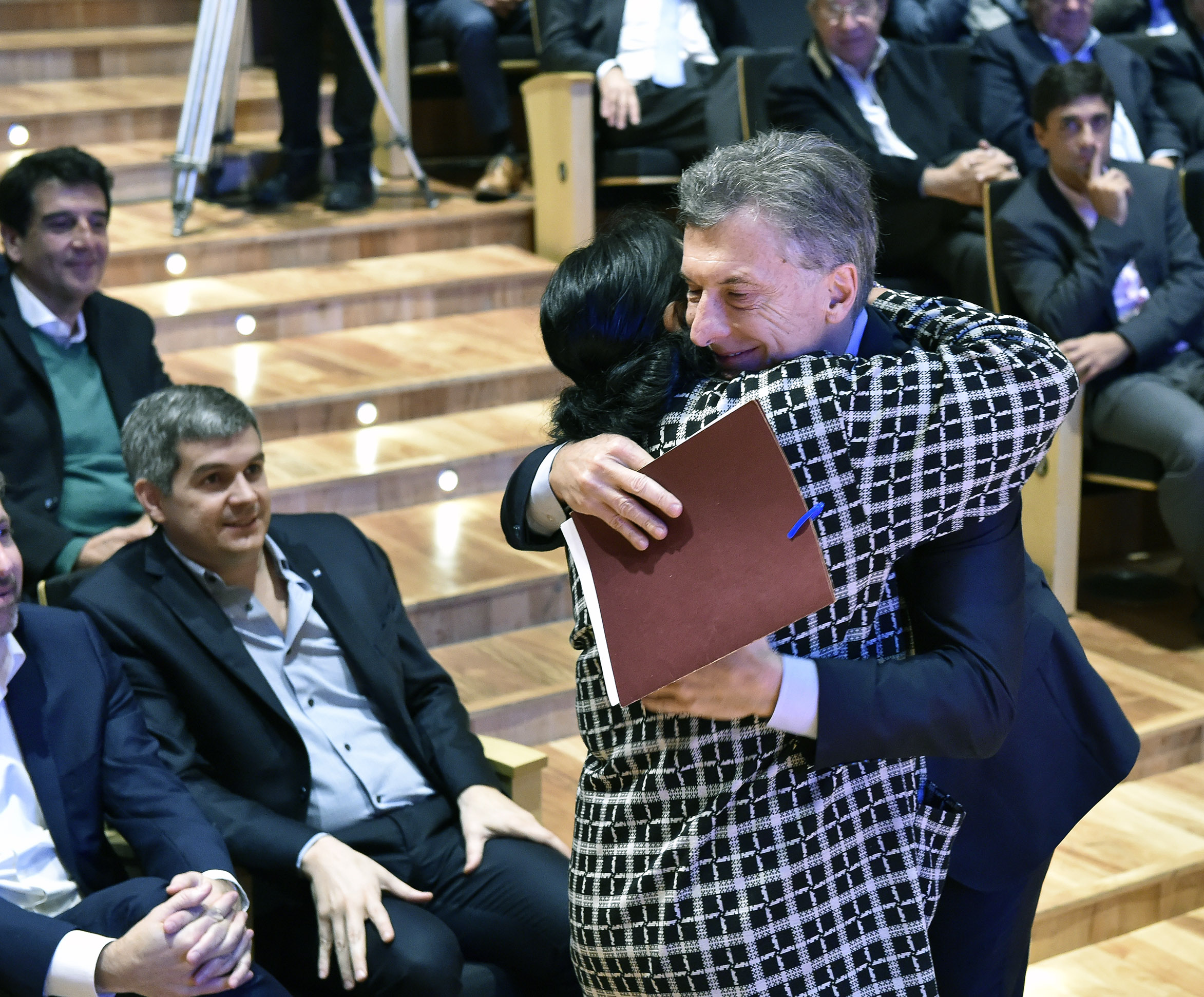 Estemos cerca de aquellos que necesitan que los acompañemos