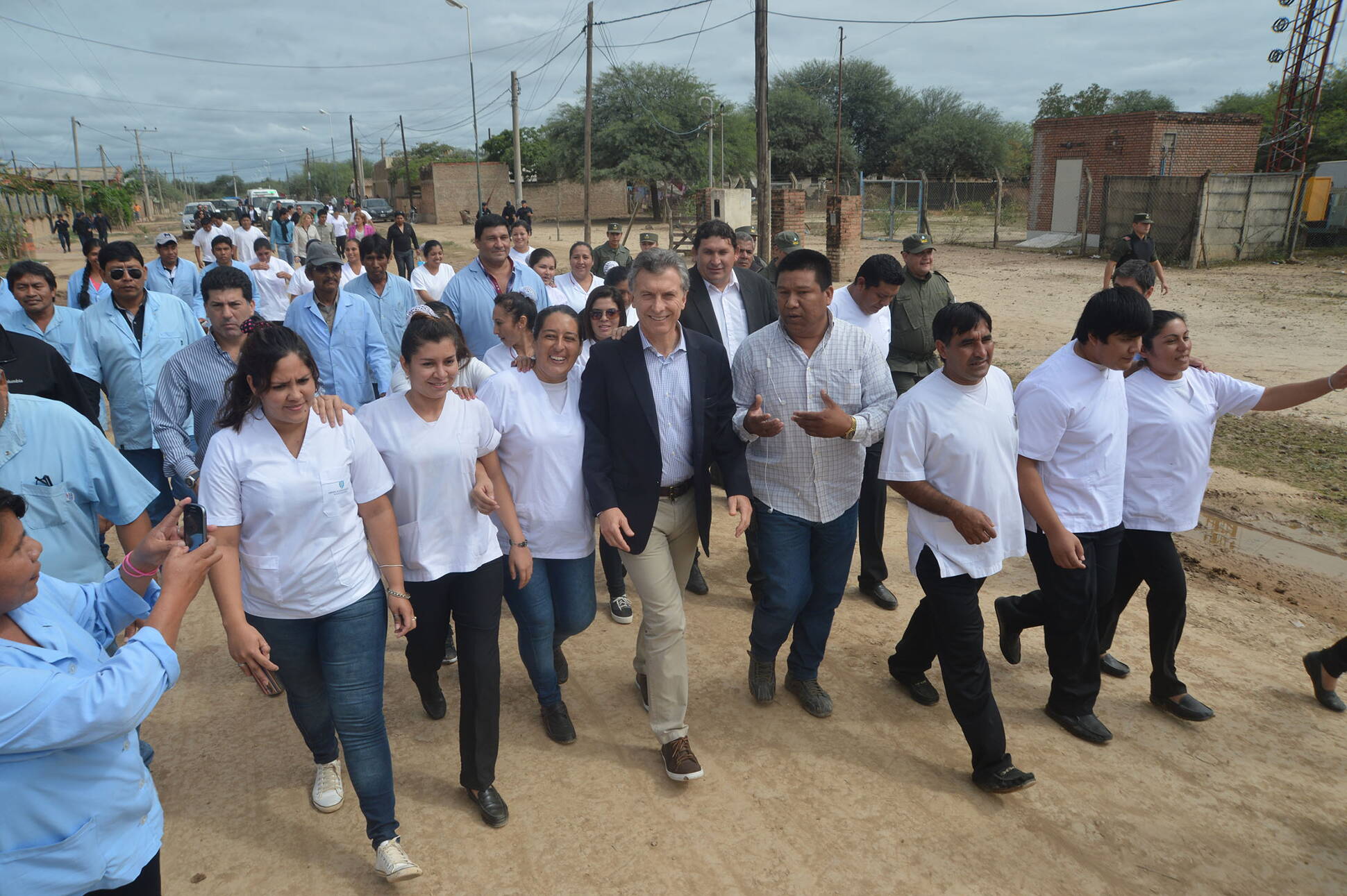 El Presidente entregó títulos de la carrera de Enfermería en Salta