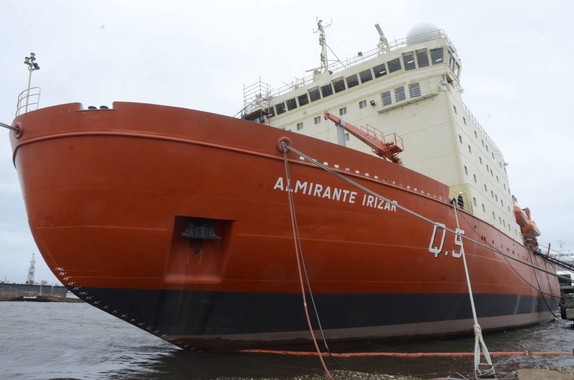 El rompehielos Almirante Irízar, cada vez más cerca de volver a navegar