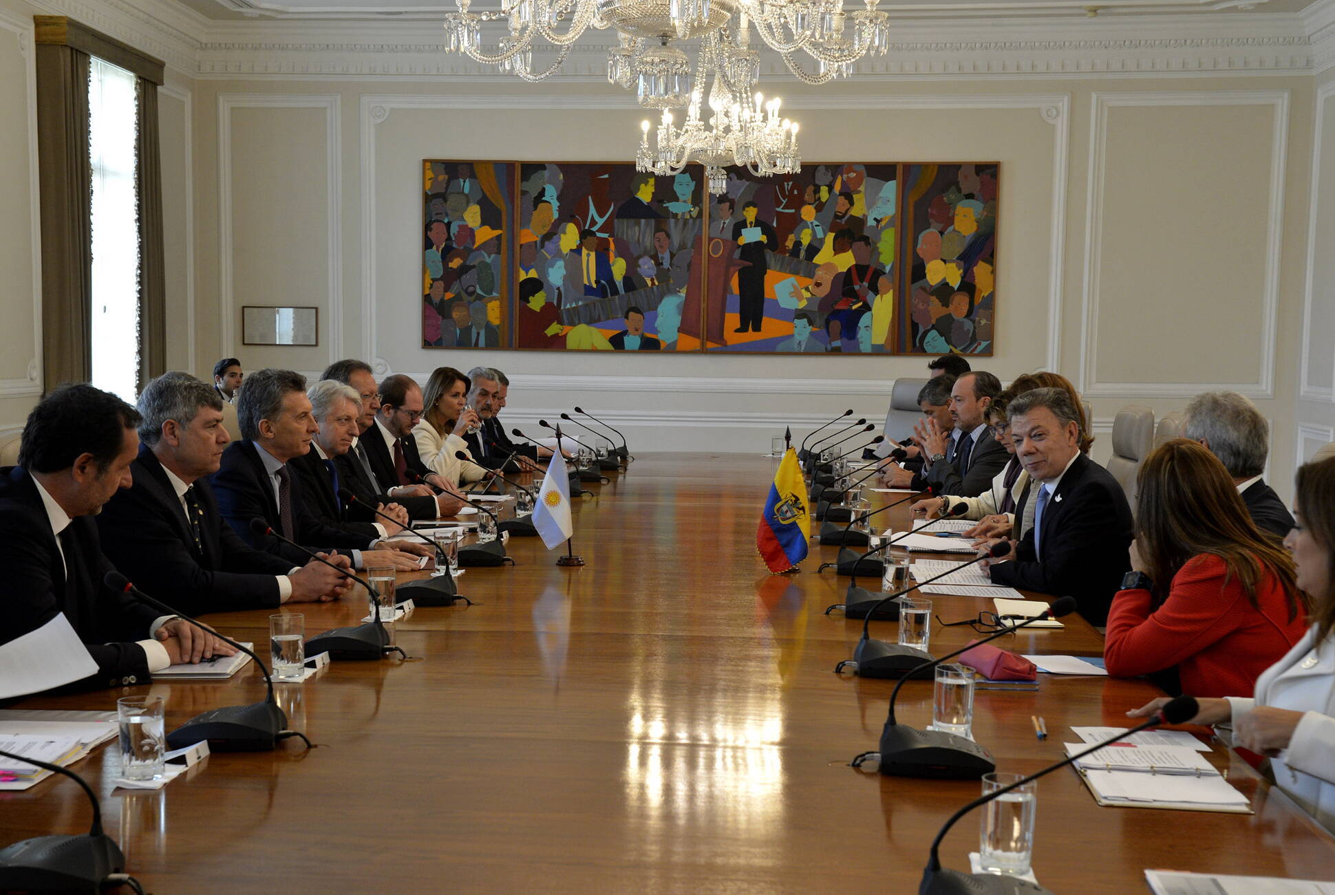 El presidente Macri se reunió con su par colombiano en Bogotá