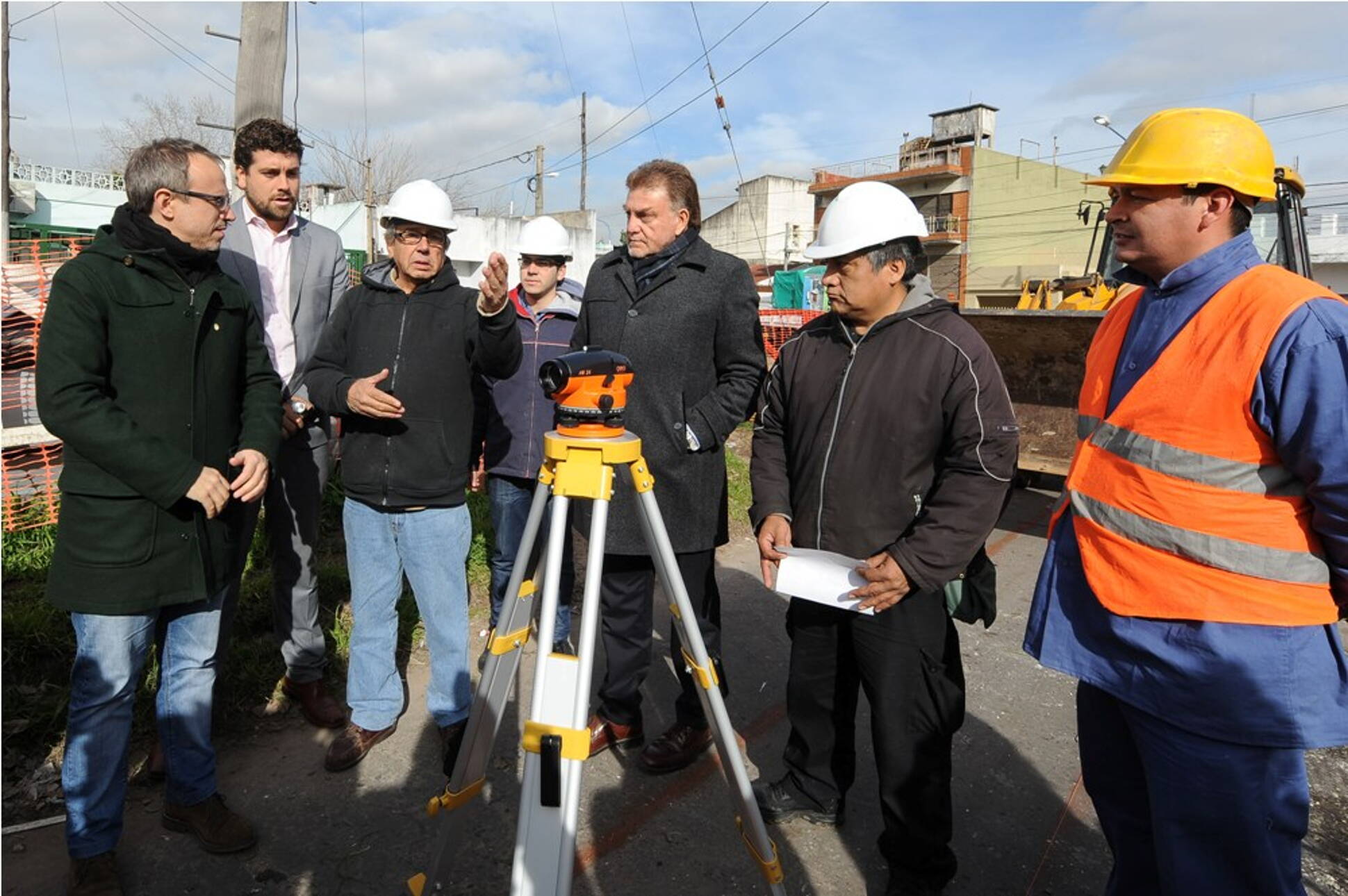 Comienzan obras en el municipio de Tres de Febrero y se reactivan en Malvinas Argentinas