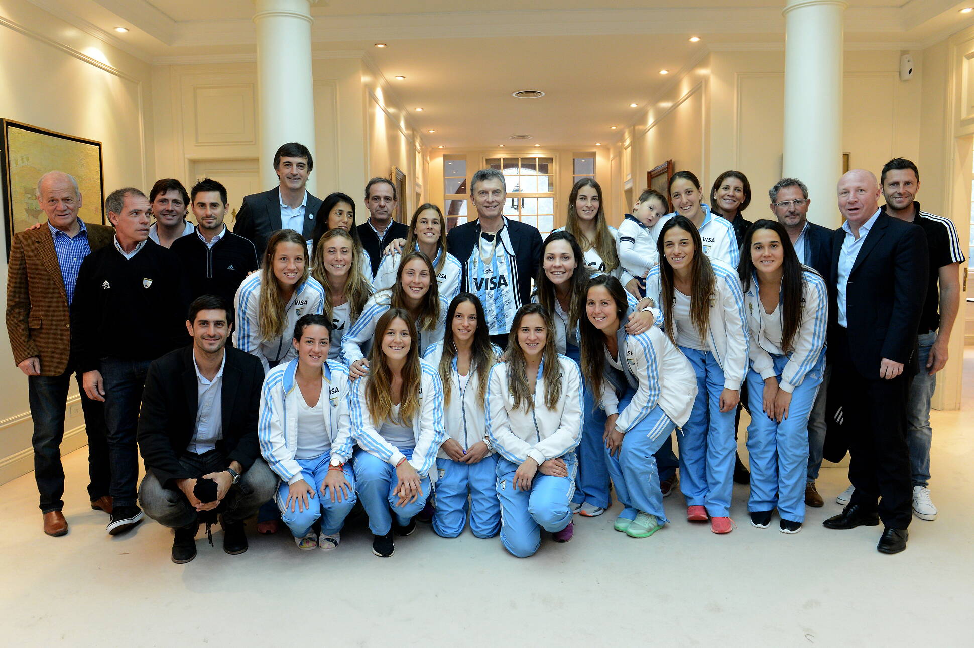 El presidente Macri recibió a Las Leonas tras haber ganado el Champions Trophy
