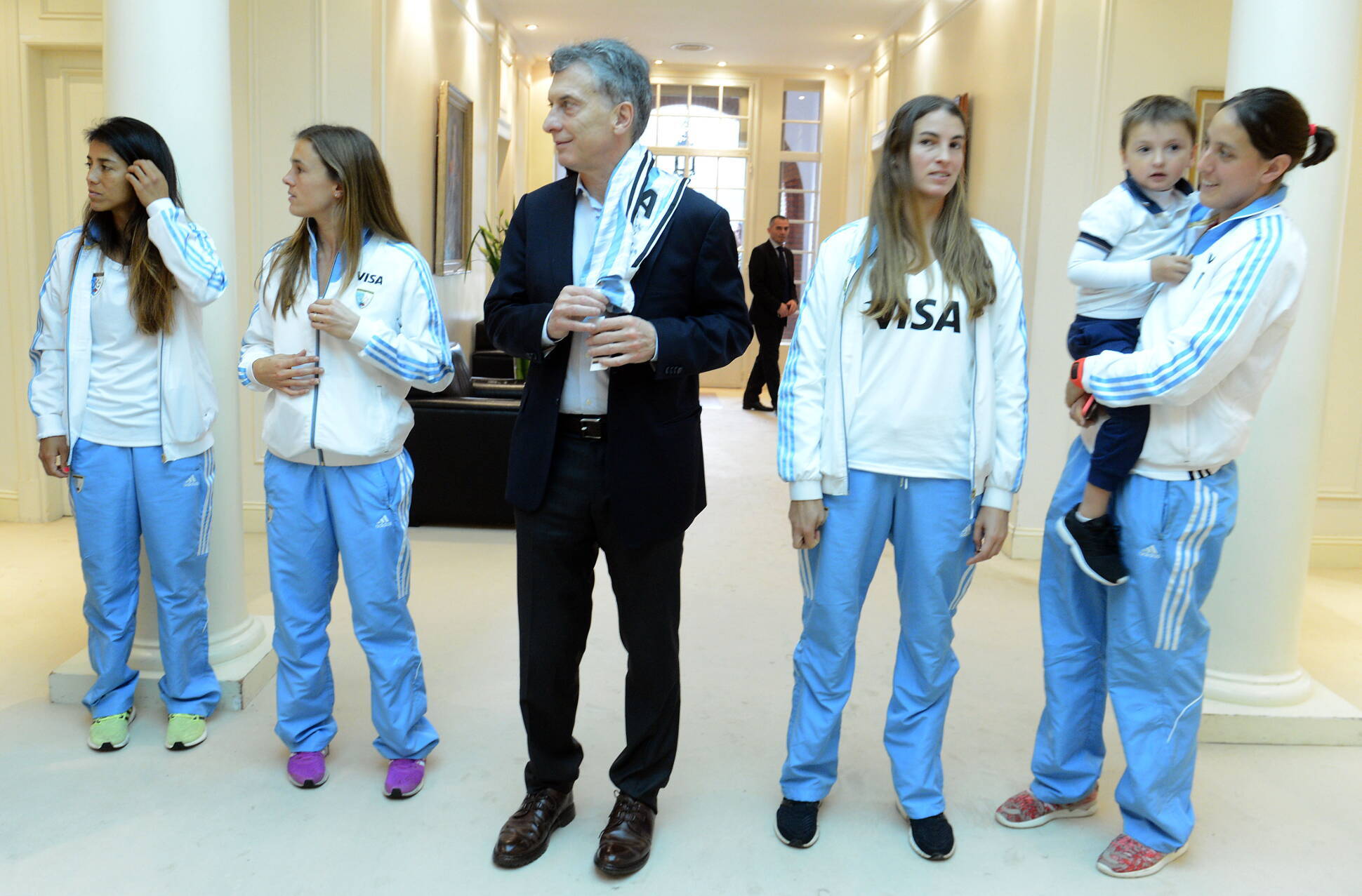 El presidente Macri recibió a Las Leonas tras haber ganado el Champions Trophy