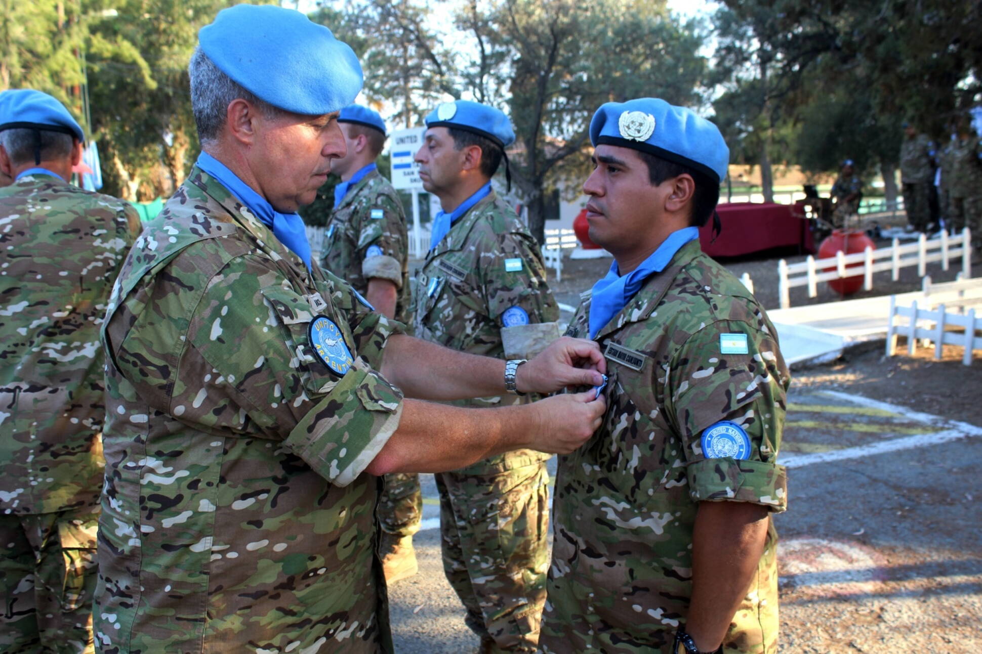 La ONU condecoró a Cascos Azules argentinos que participaron en la misión de paz en Chipre   