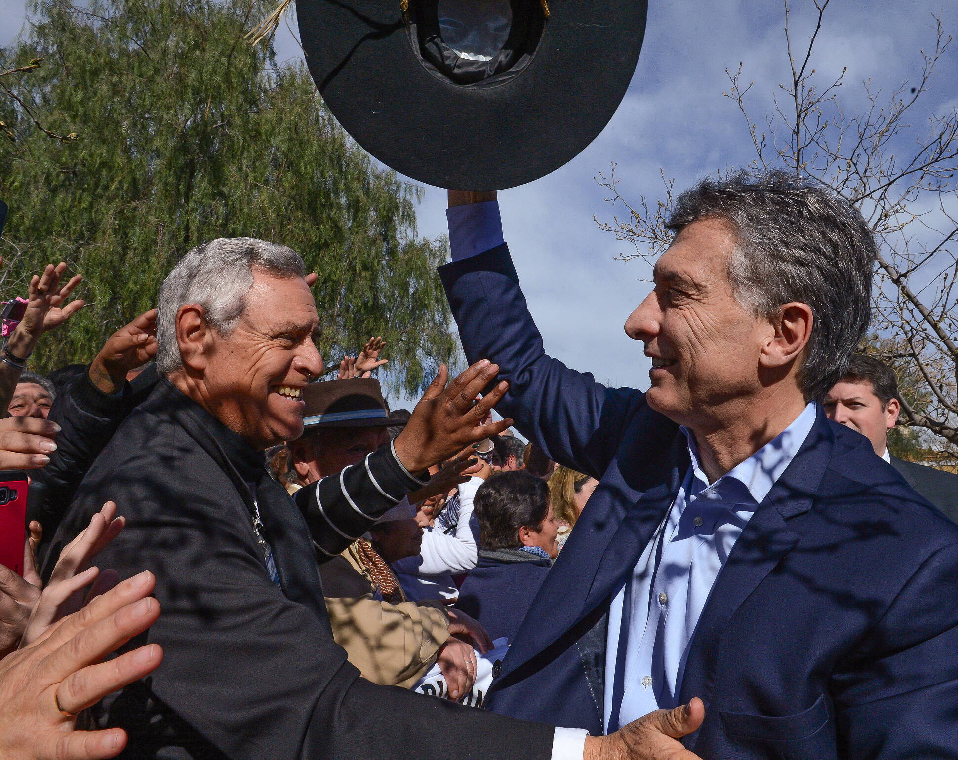 El presidente Macri anunció obras para el tendido de cloacas en Luján de Cuyo